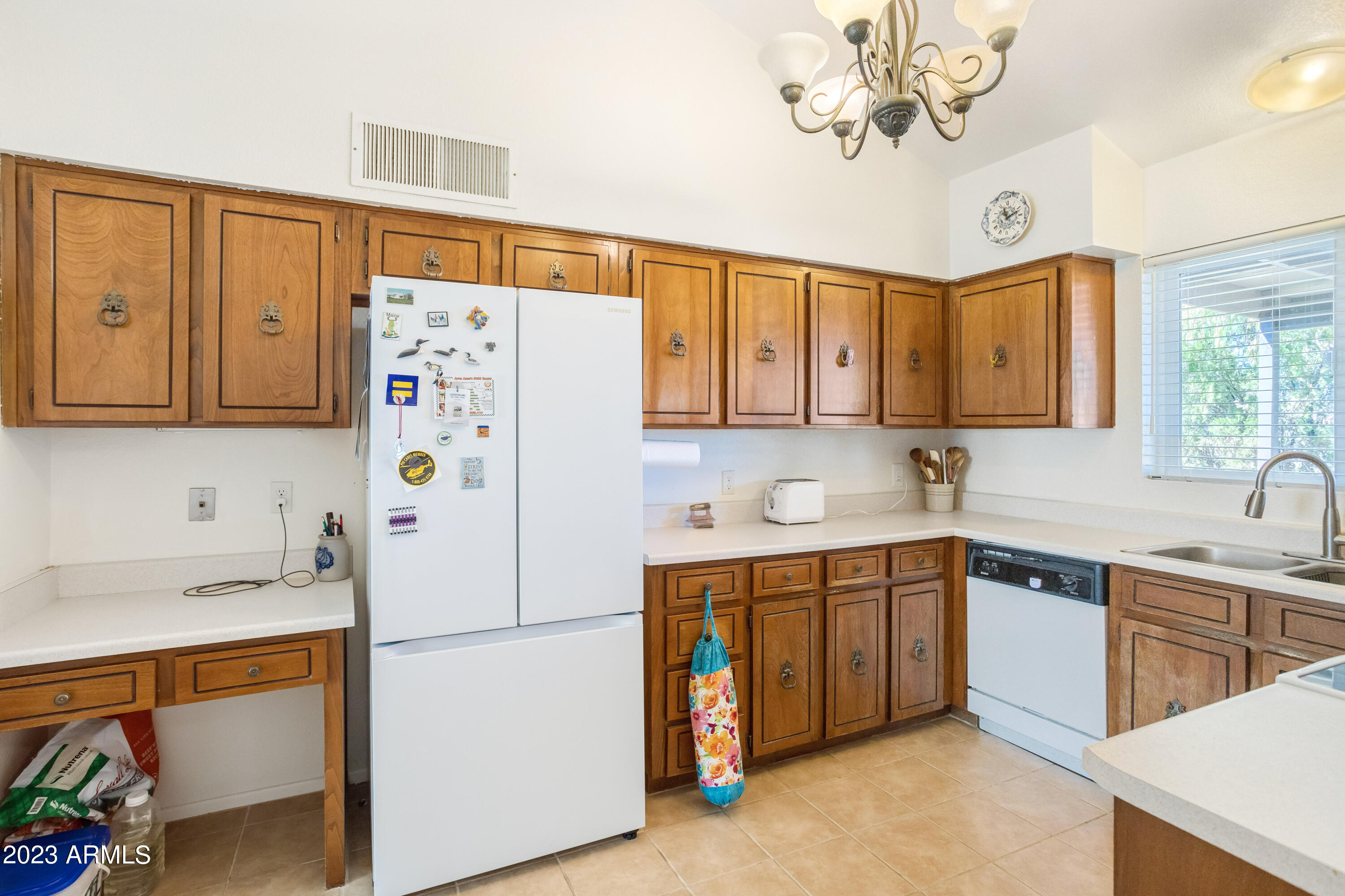 THE MEADOWS - Residential