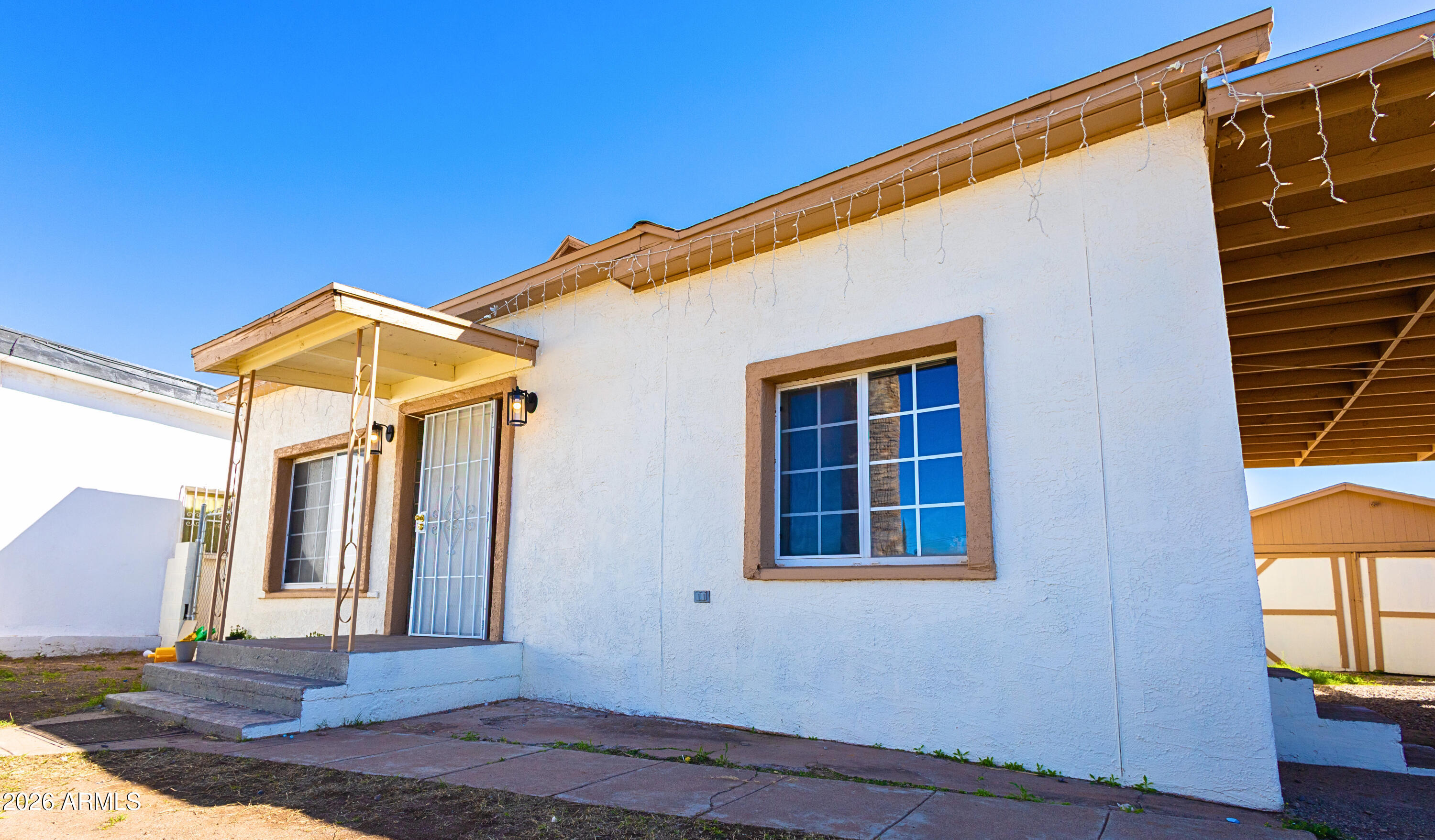 DOUGLAS - Residential