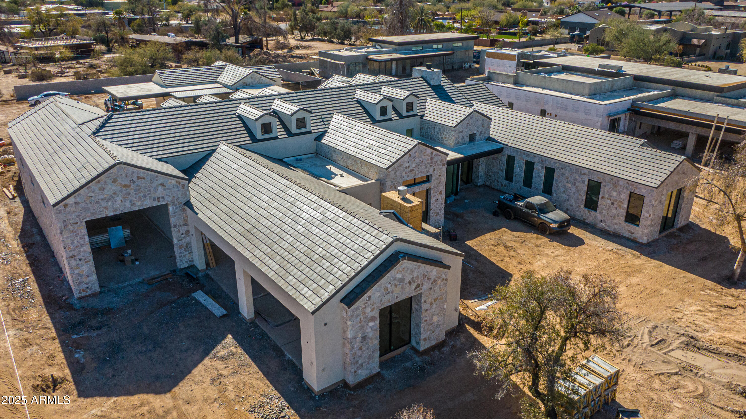 DESERT ESTATES UNIT 1 LOT 20 - Residential