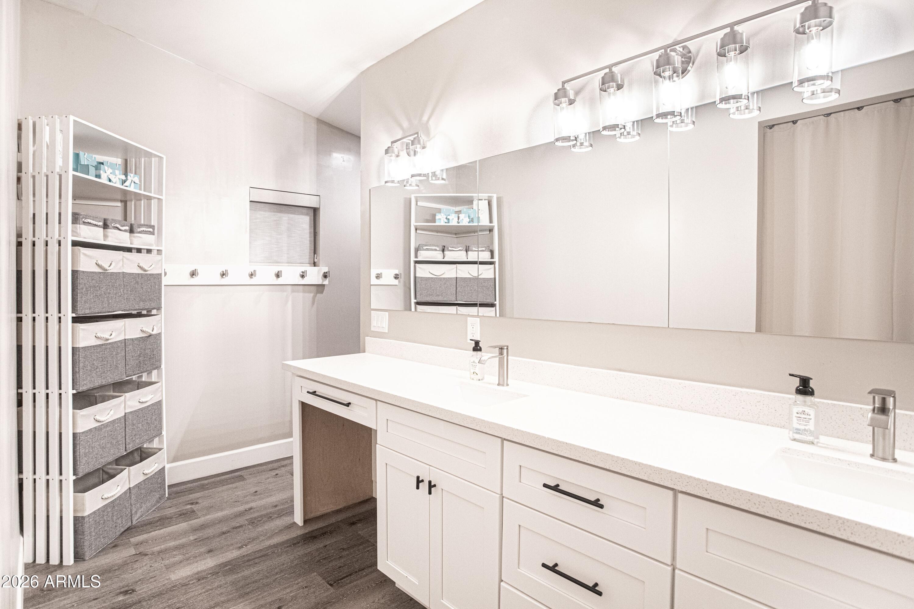 ROMOLA 46 BLKS 4900-4907 4924-4937 4954-4961 - Residential