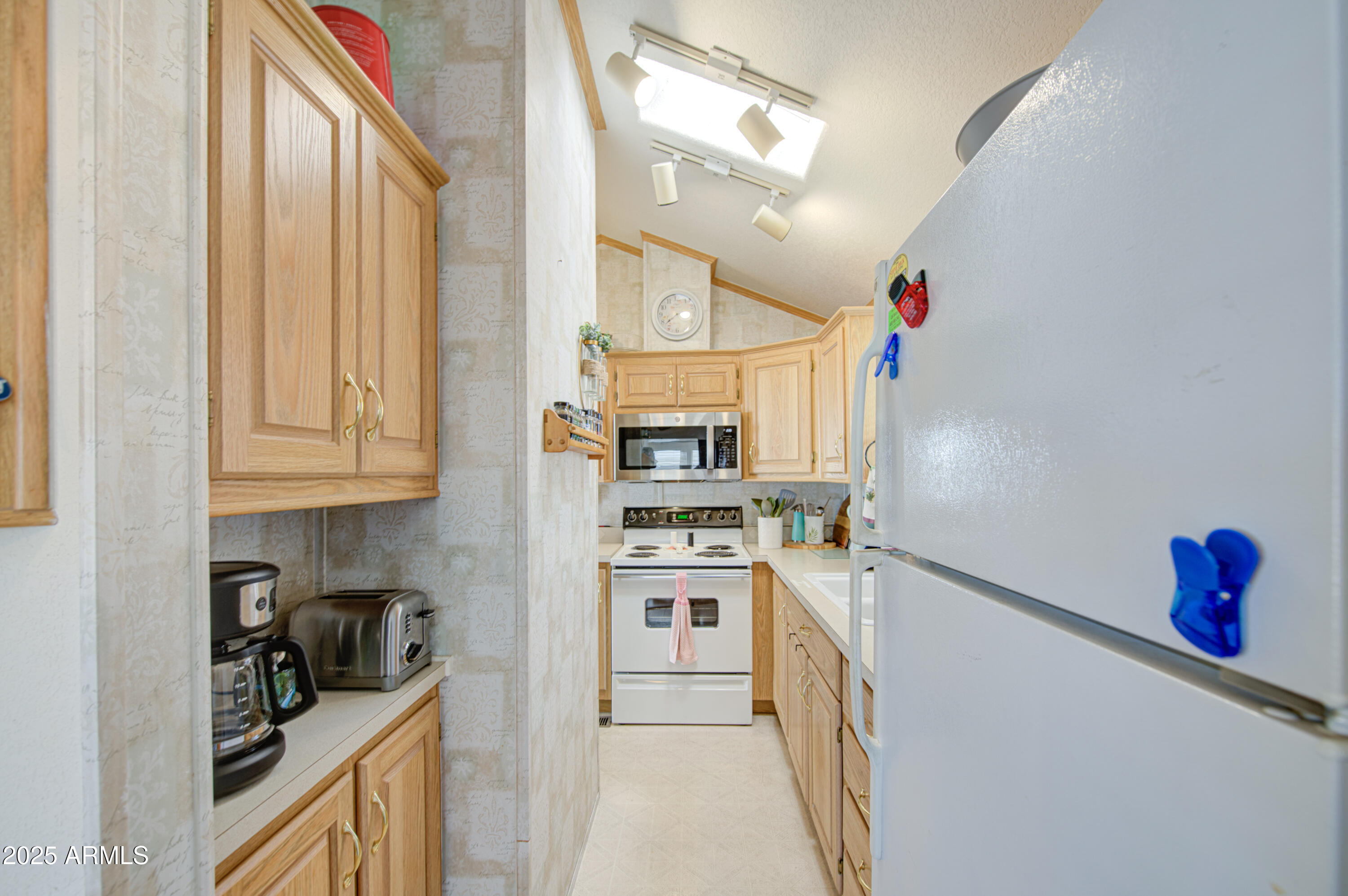 CARRIAGE MANOR RV RESORT - Residential
