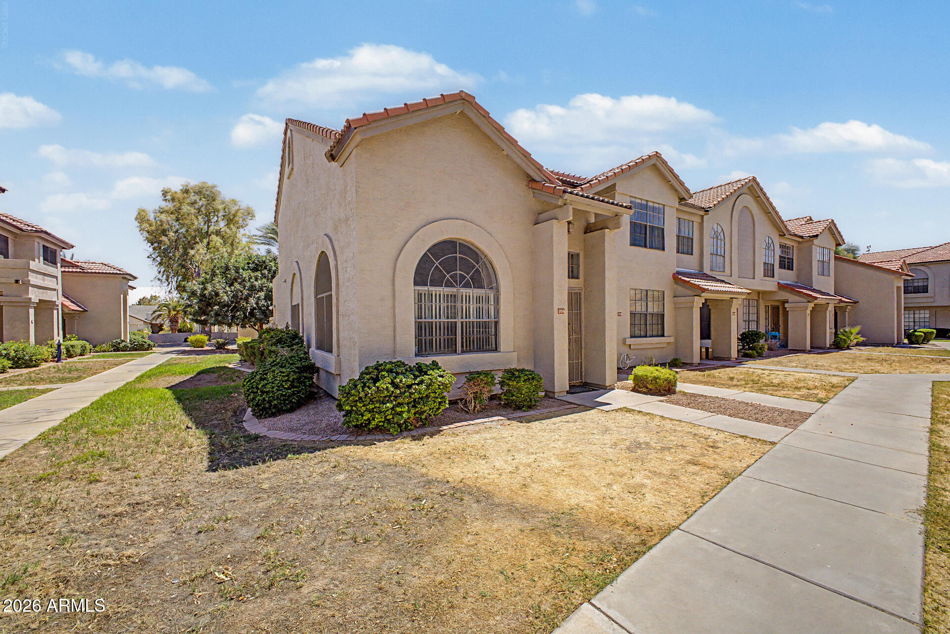 TOWNES AT SOUTH MEADOW - Residential