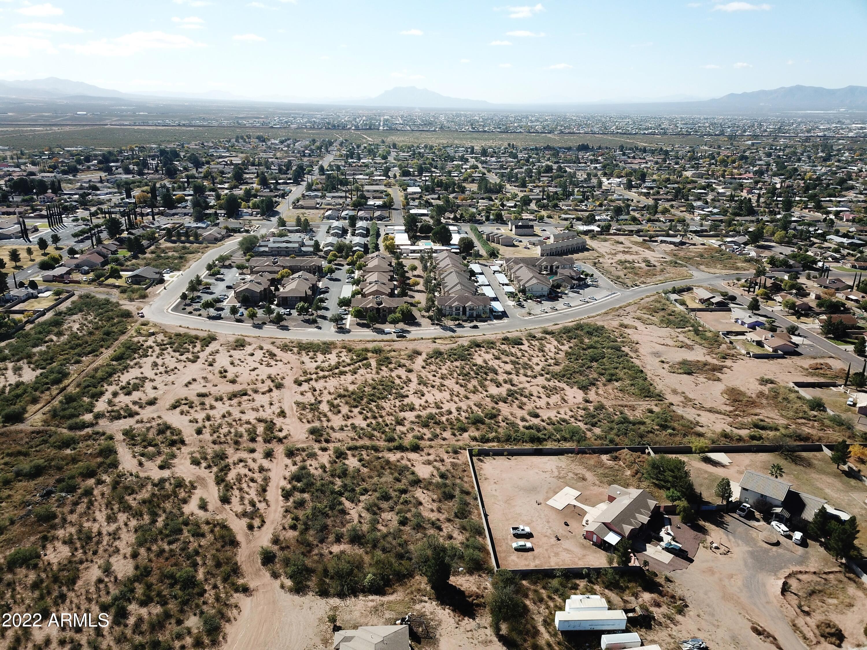 GERONIMO TRAIL ESTATES - Land