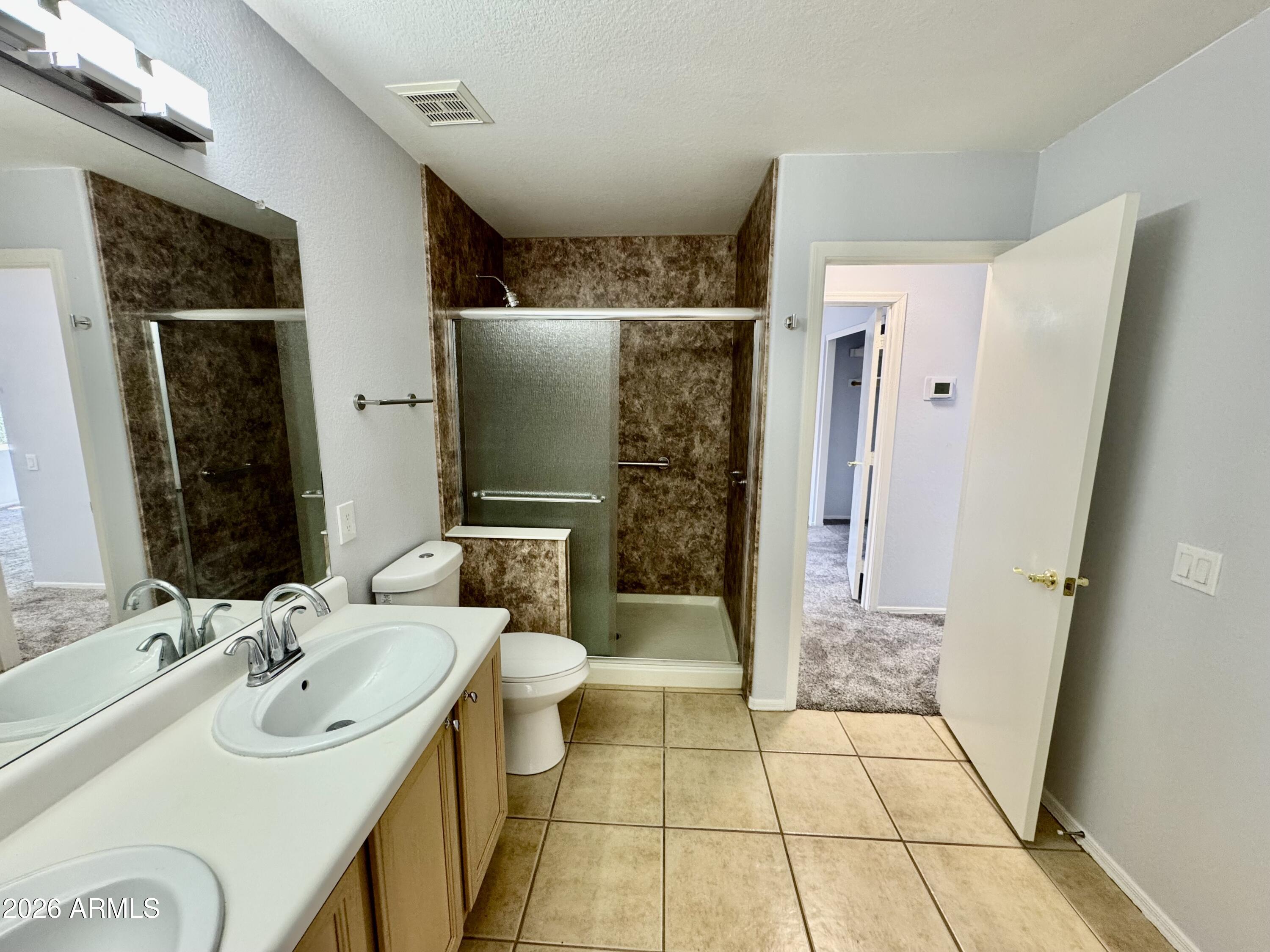 RENAISSANCE POINT - Residential