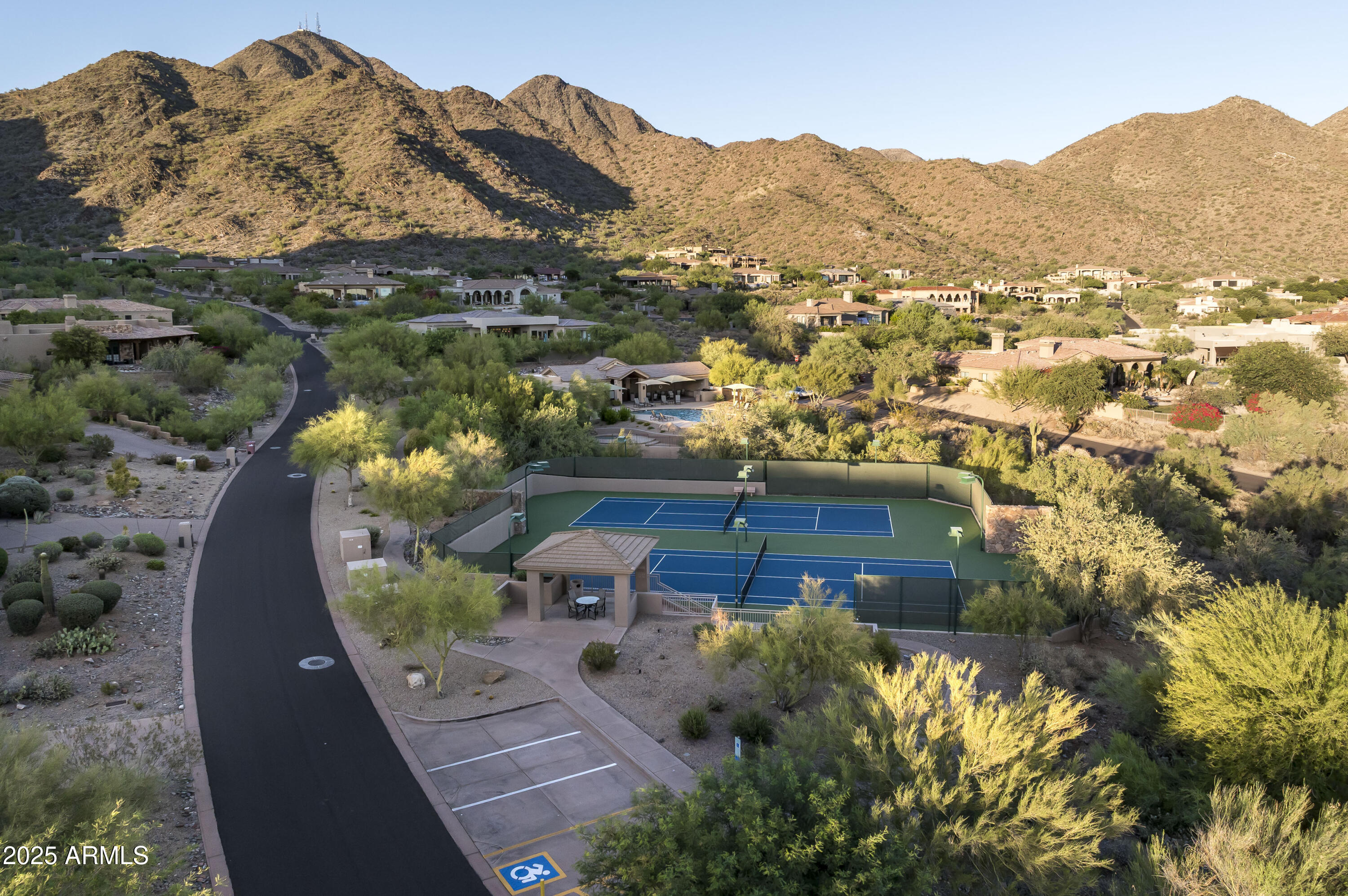 MCDOWELL MOUNTAIN RANCH PARCEL H UNIT ONE - Residential