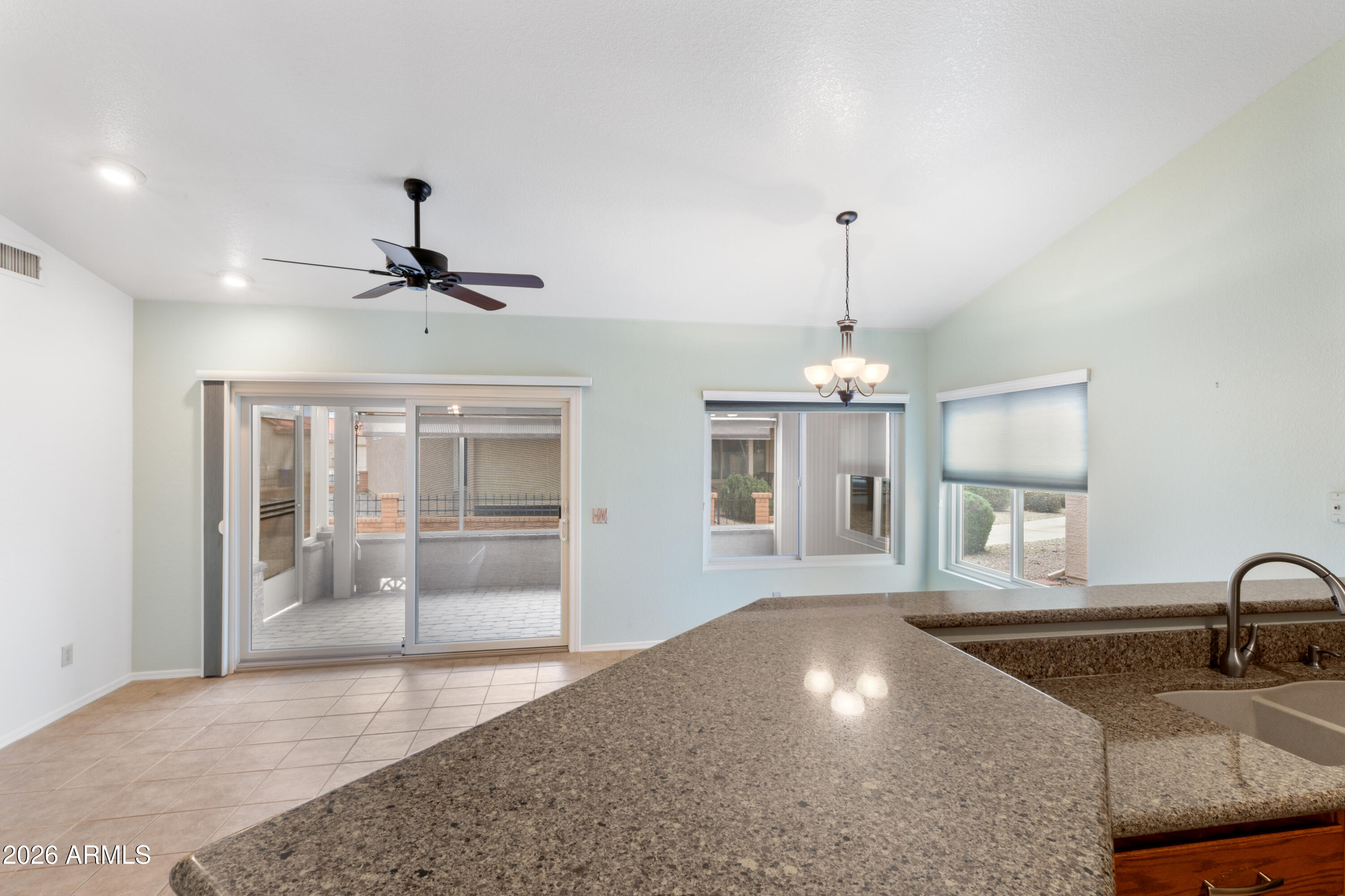 SUNBIRD UNIT ELEVEN - Residential