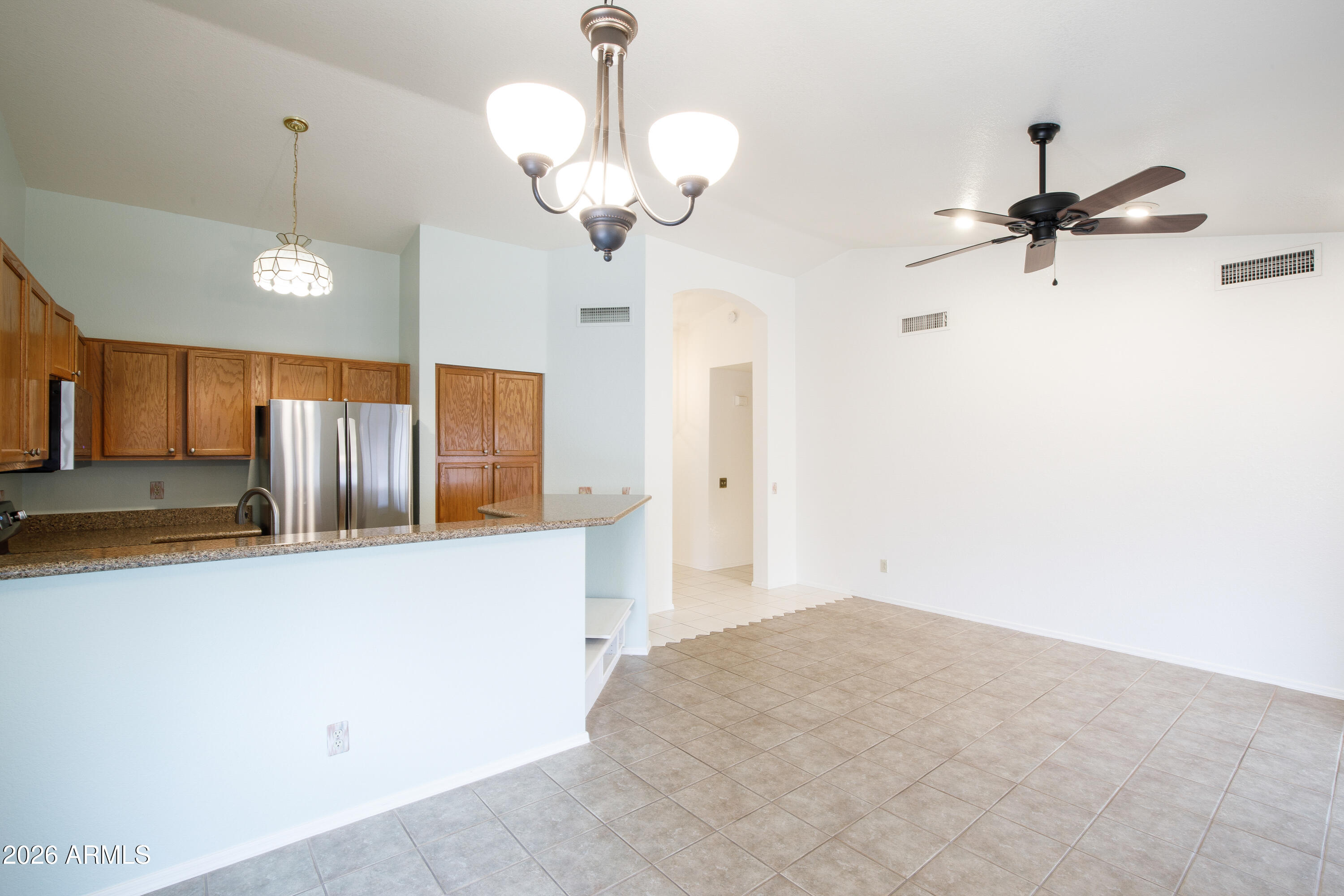 SUNBIRD UNIT ELEVEN - Residential