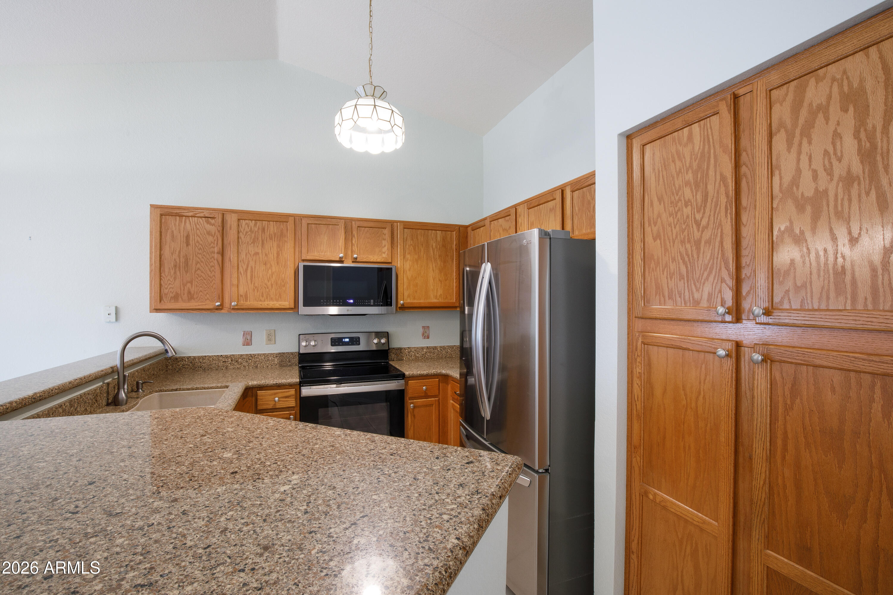 SUNBIRD UNIT ELEVEN - Residential