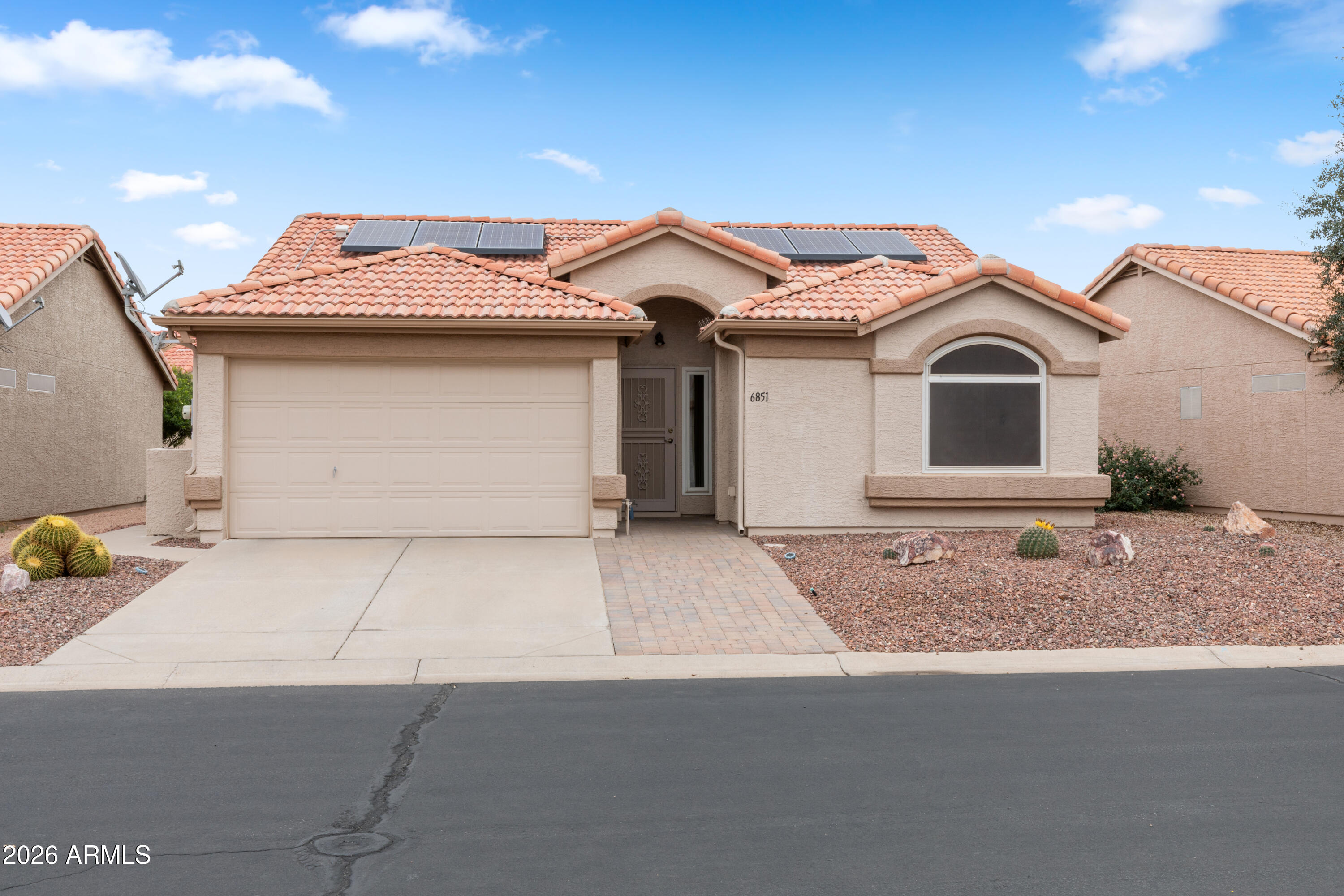 SUNBIRD UNIT ELEVEN - Residential