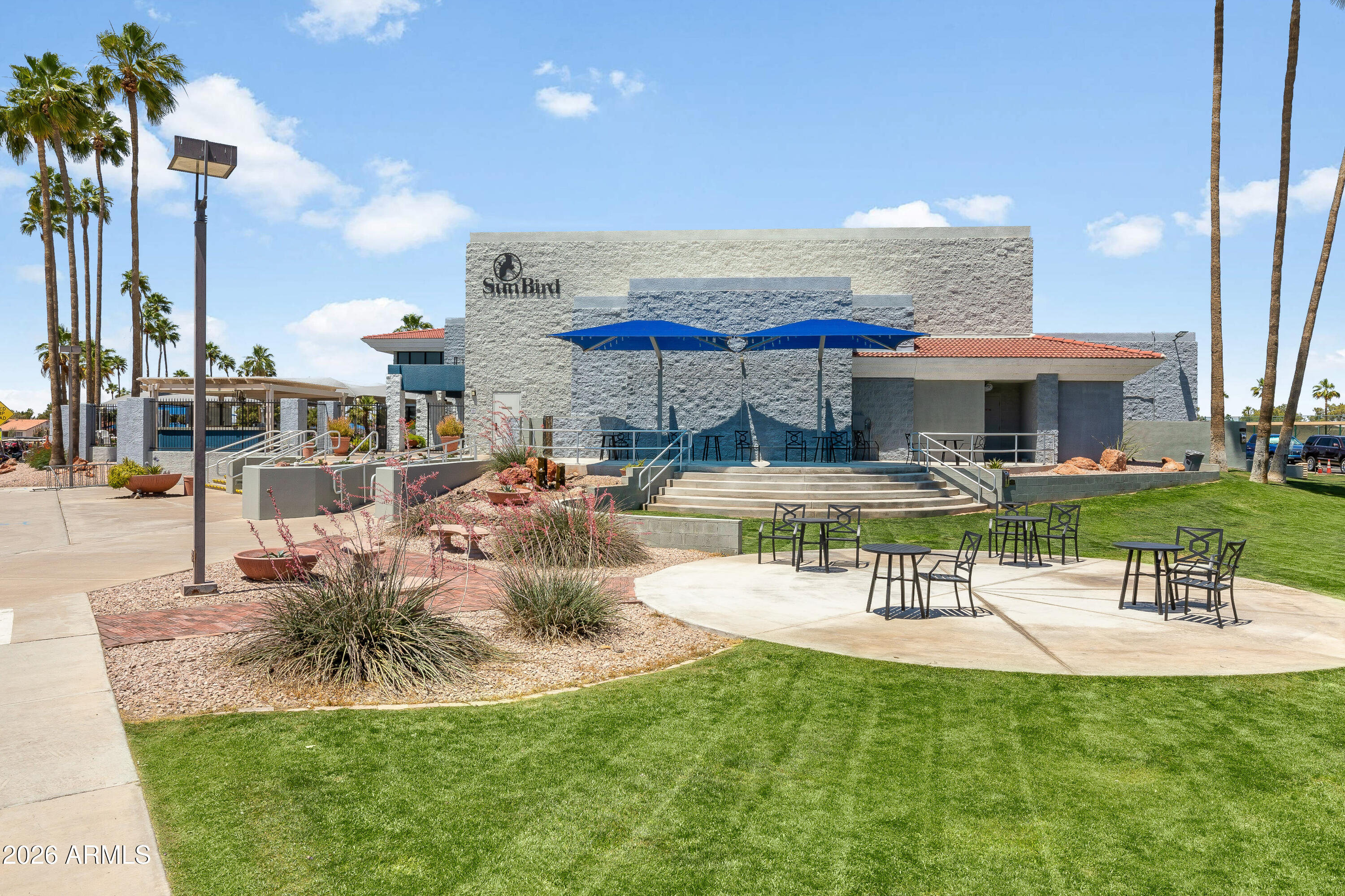 SUNBIRD UNIT ELEVEN - Residential