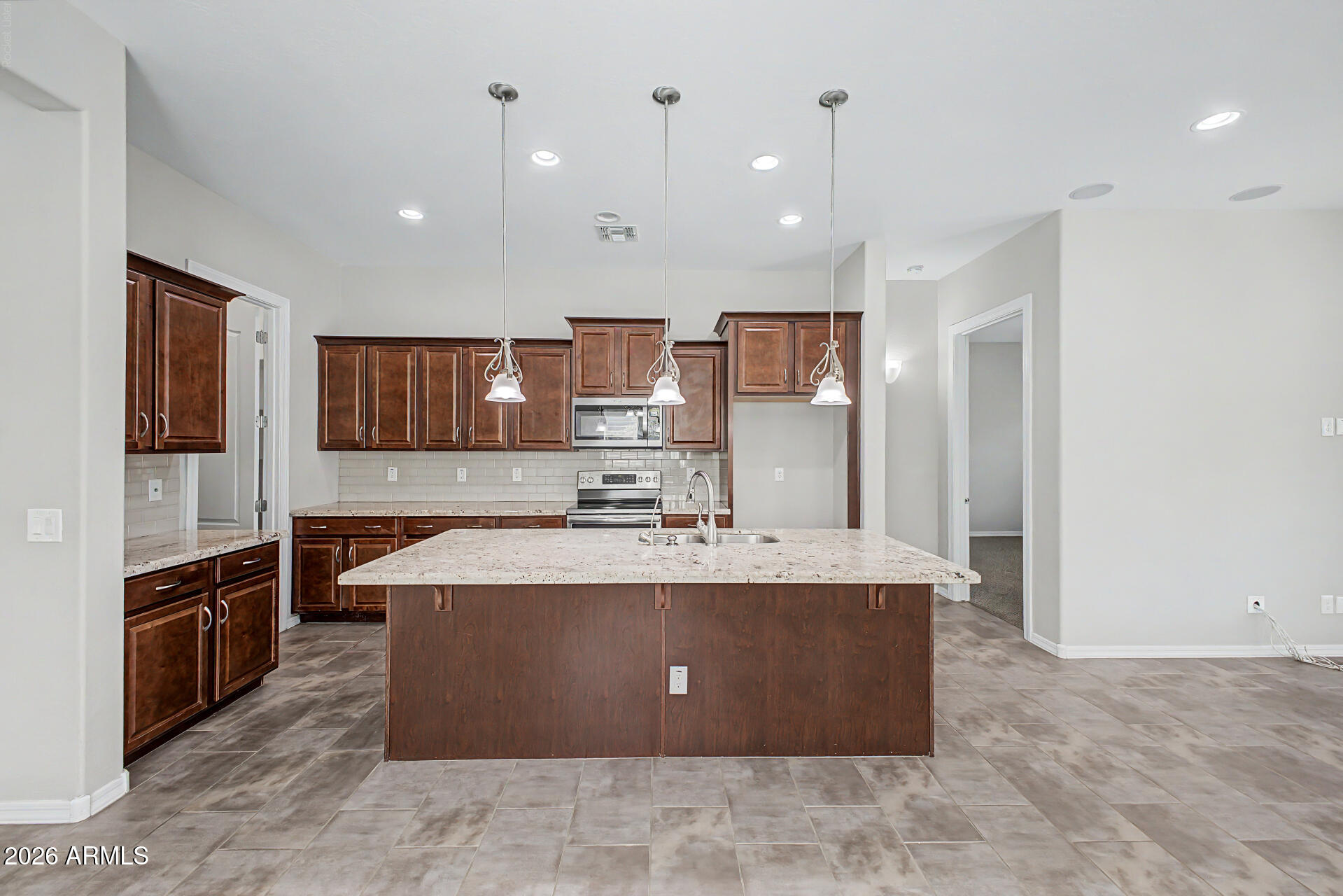 WARNER GROVES AT MORRISON RANCH - Residential