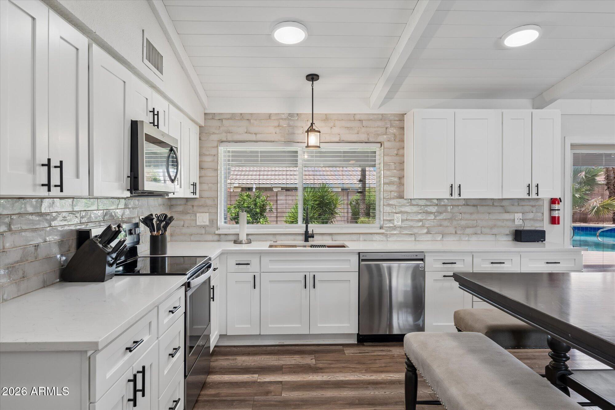 SANDAHL HOMES UNIT 3 - Residential