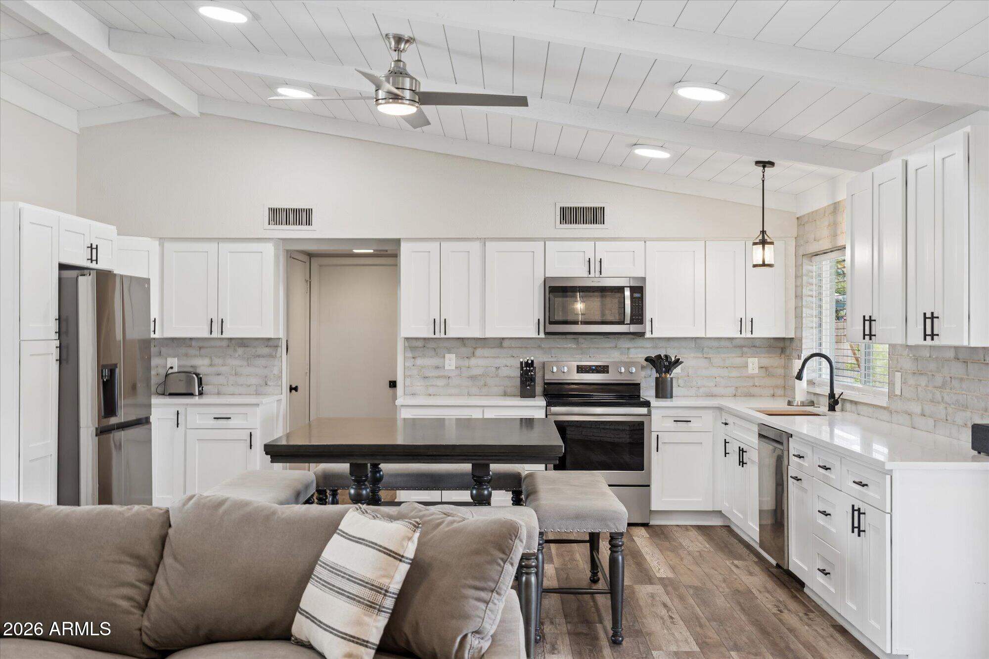 SANDAHL HOMES UNIT 3 - Residential