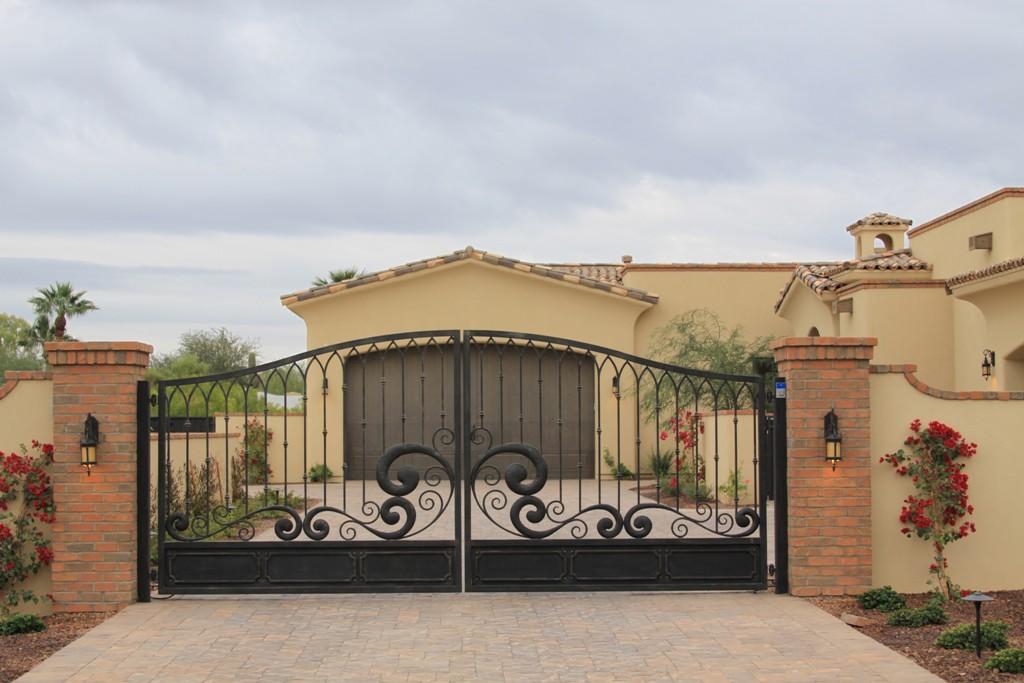 Paradise Valley - Residential