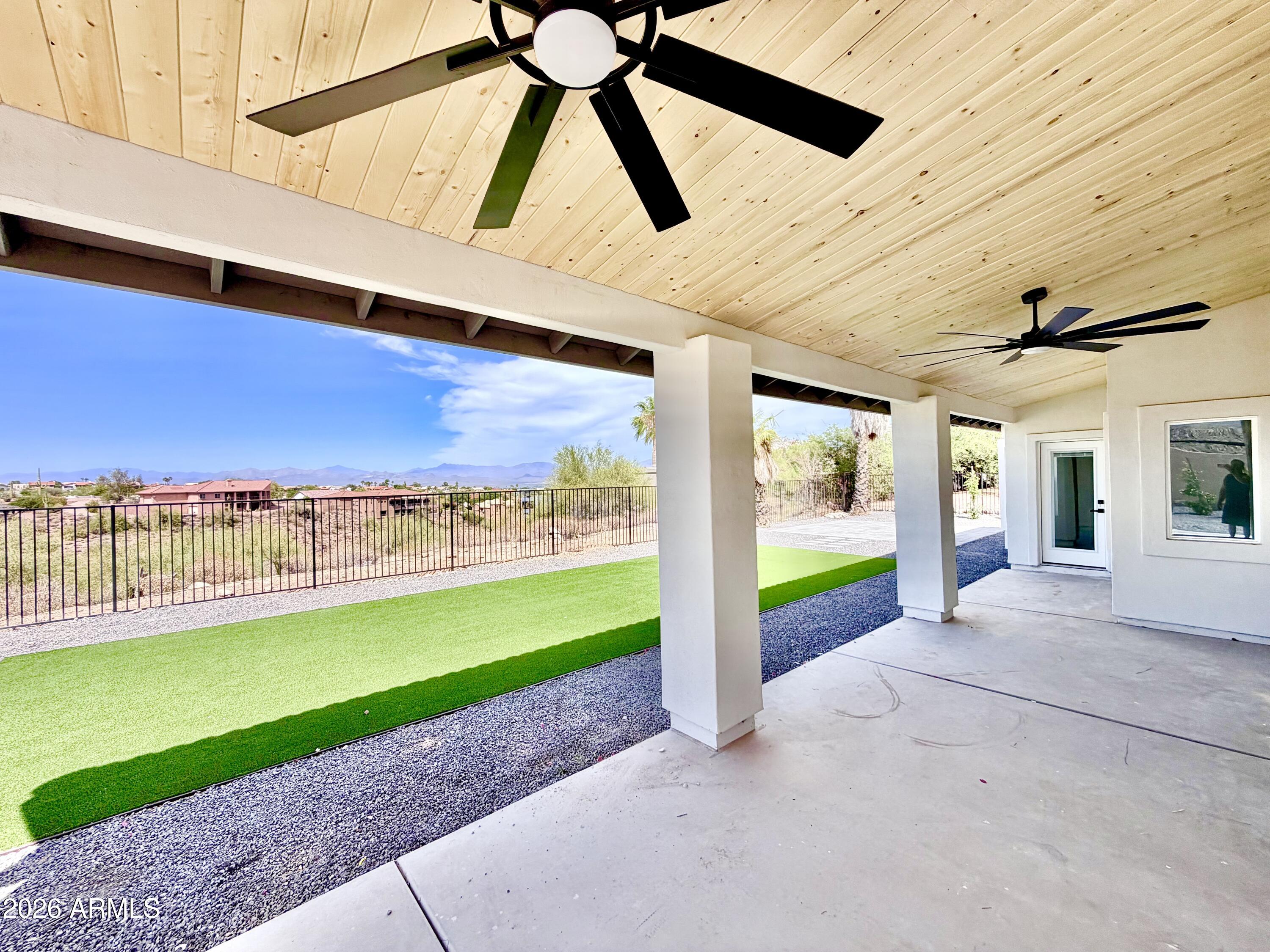 FOUNTAIN HILLS AZ FP 604C BLK 239 REPLAT - Residential