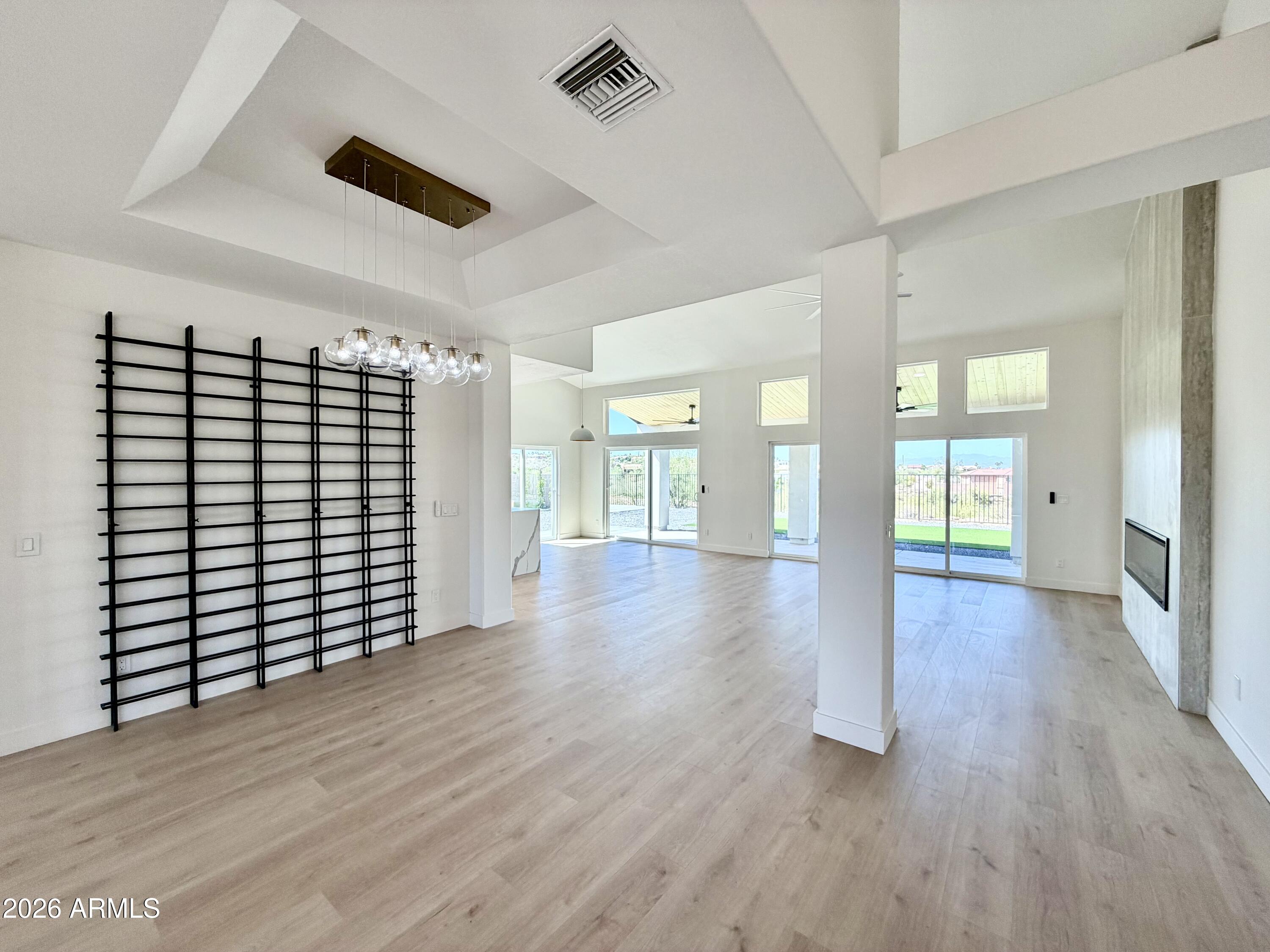 FOUNTAIN HILLS AZ FP 604C BLK 239 REPLAT - Residential