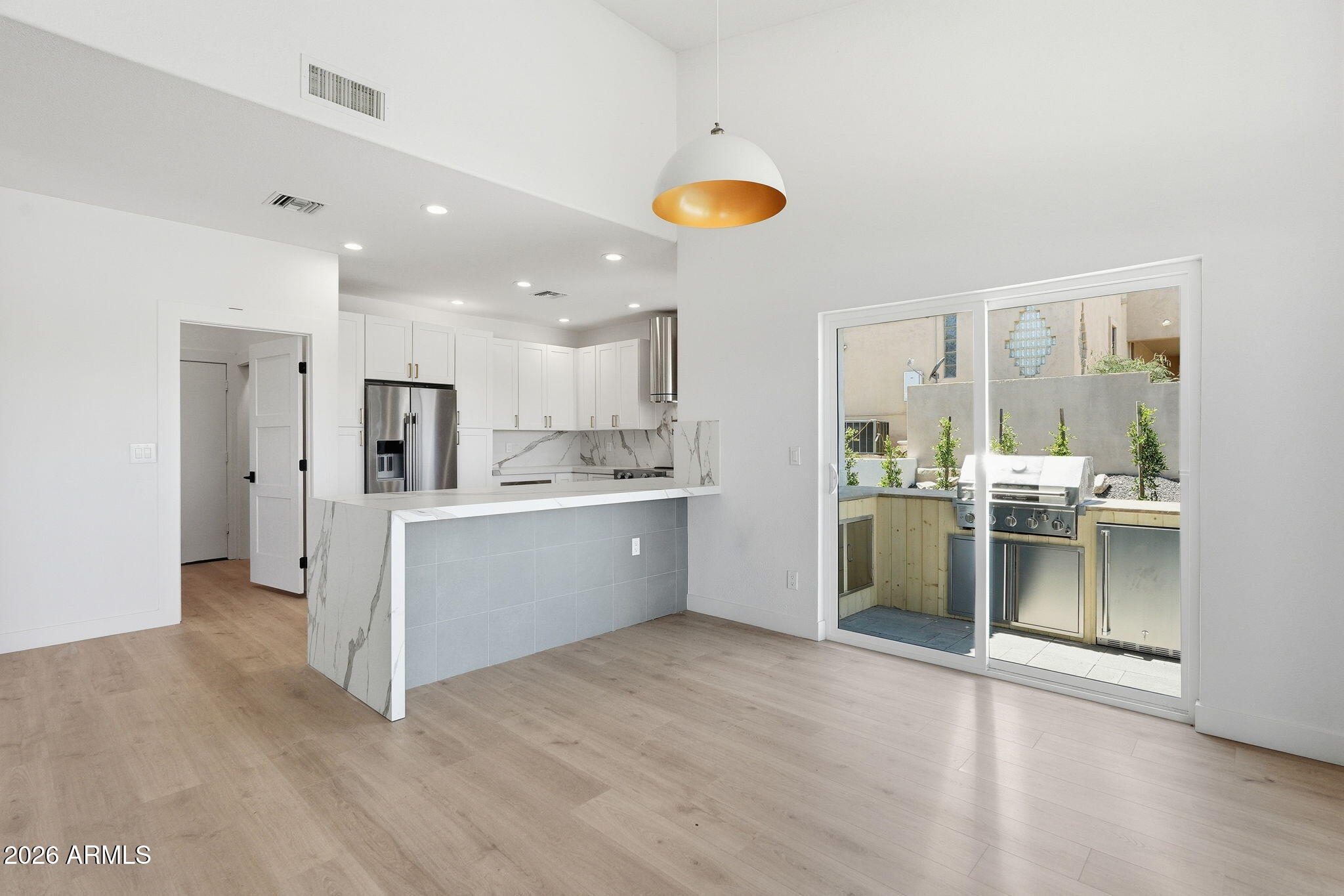 FOUNTAIN HILLS AZ FP 604C BLK 239 REPLAT - Residential