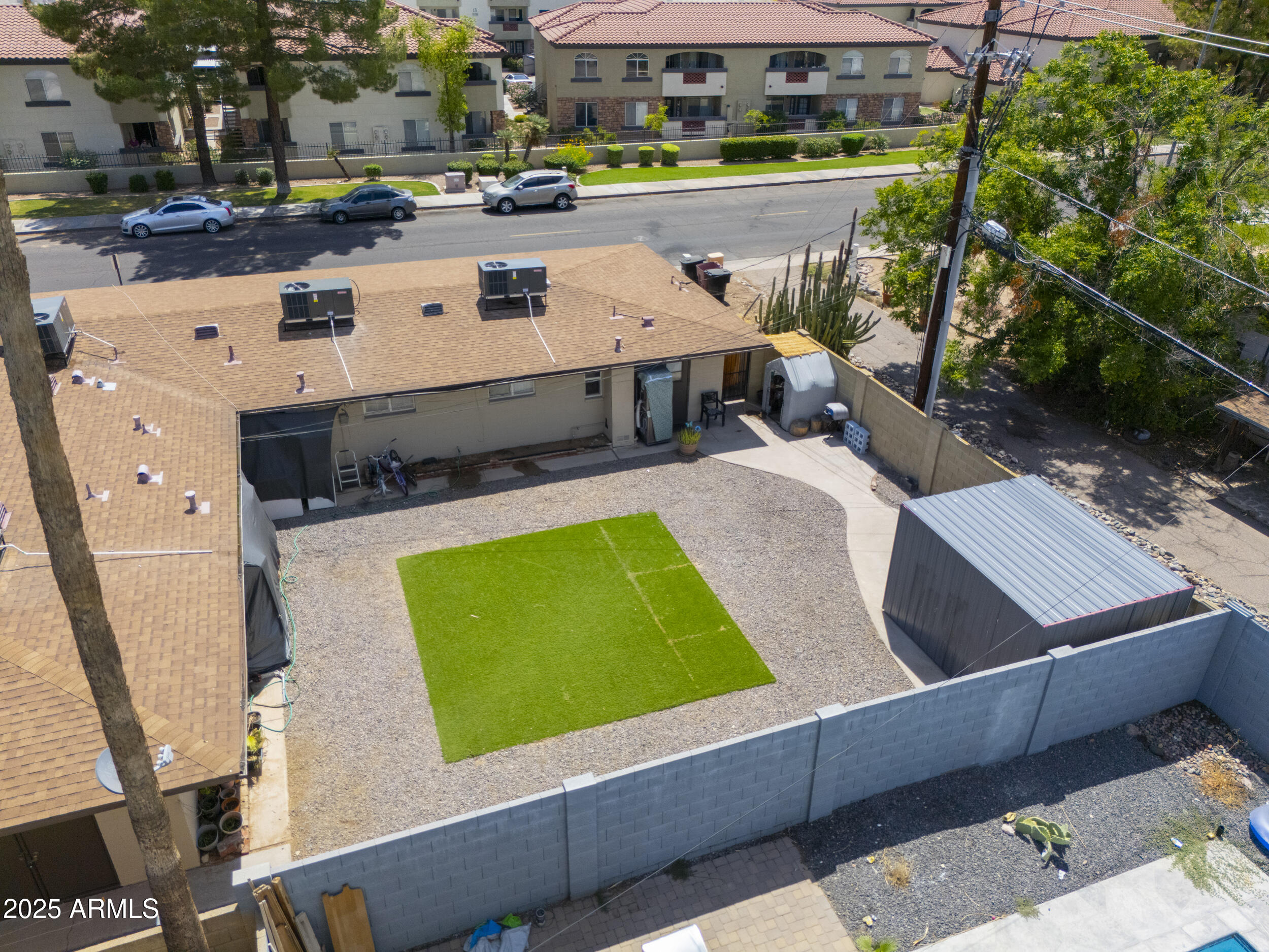 WESTERN VILLA - Residential Income