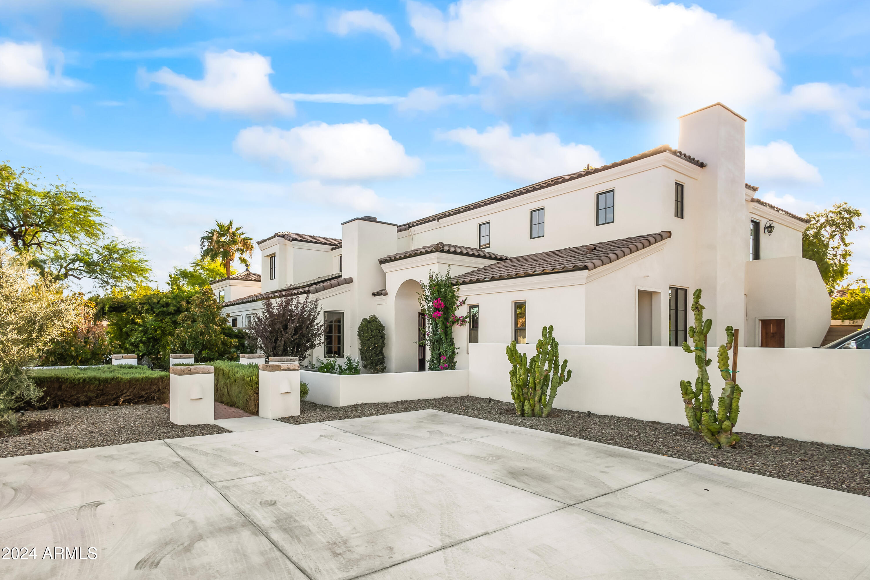 CENTURY CLUB ESTATES - Residential