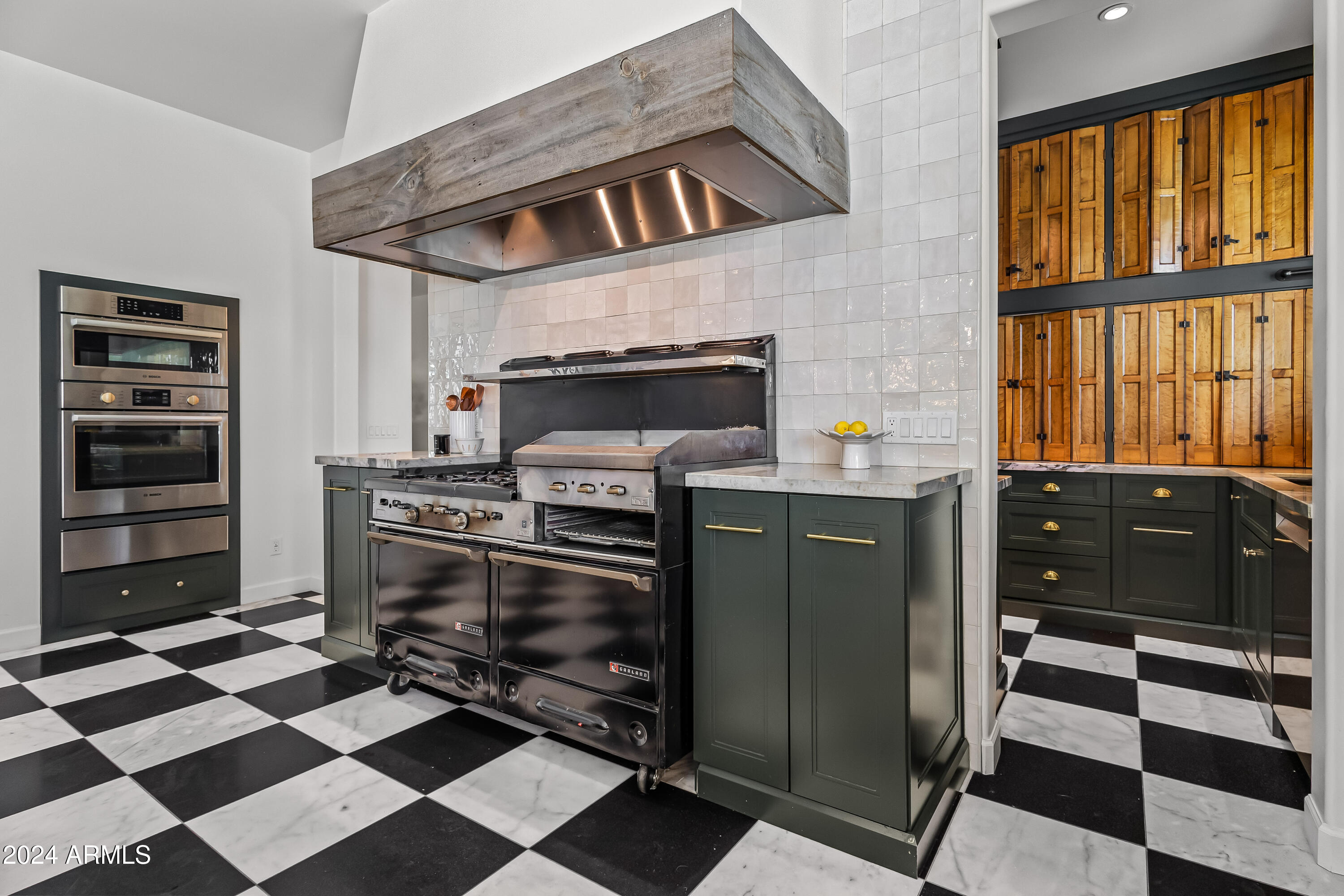 CENTURY CLUB ESTATES - Residential