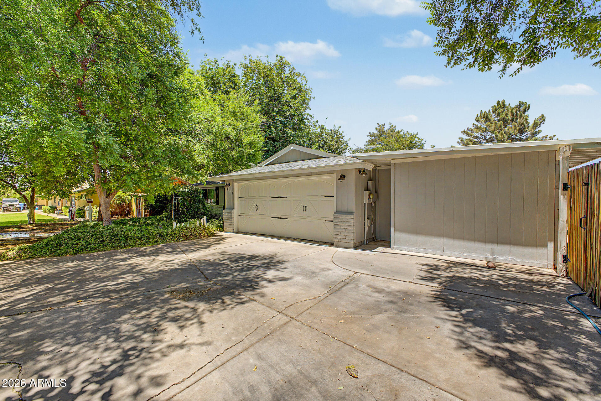 COLLEGE PARK COUNTRY ESTATES UNIT 3 - Residential