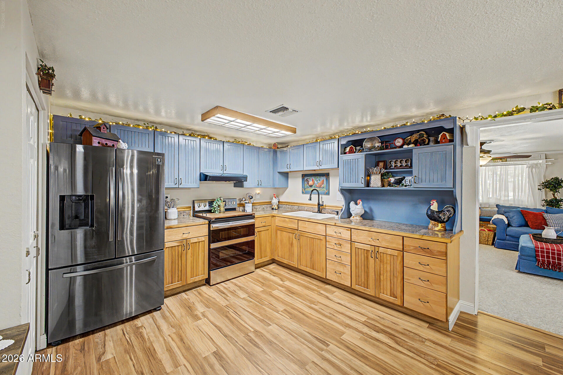 COLLEGE PARK COUNTRY ESTATES UNIT 3 - Residential