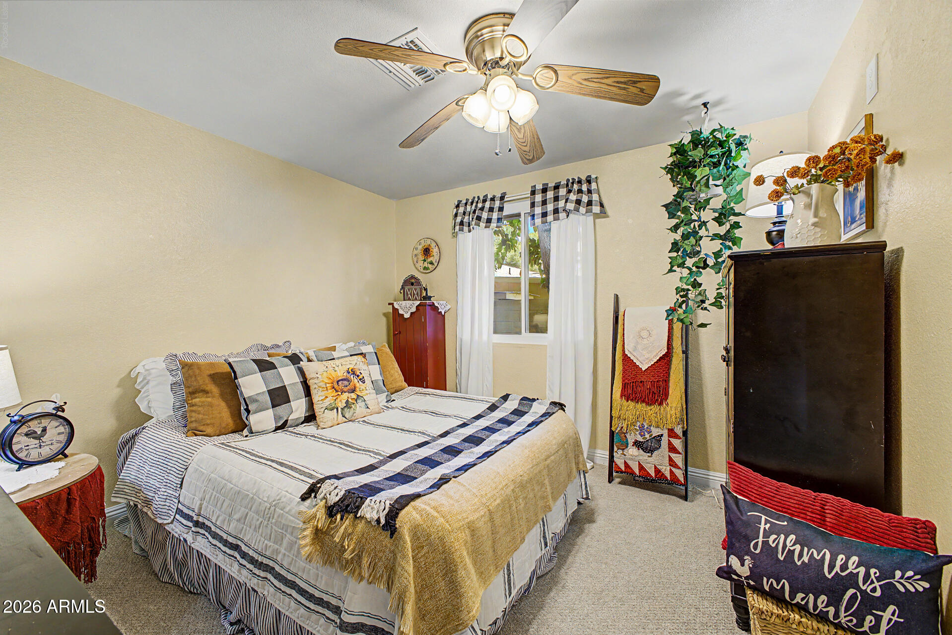 COLLEGE PARK COUNTRY ESTATES UNIT 3 - Residential