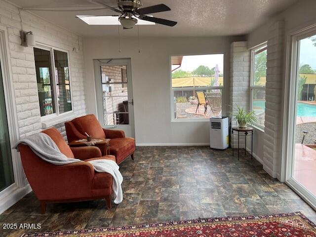 KINGS MANOR - Residential
