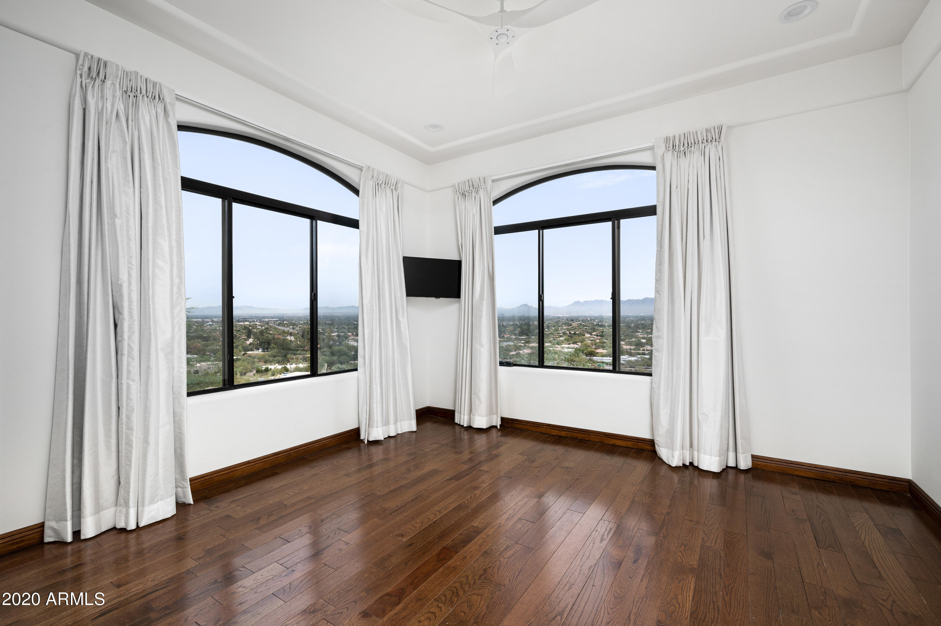 SUNSET HILLS - Residential