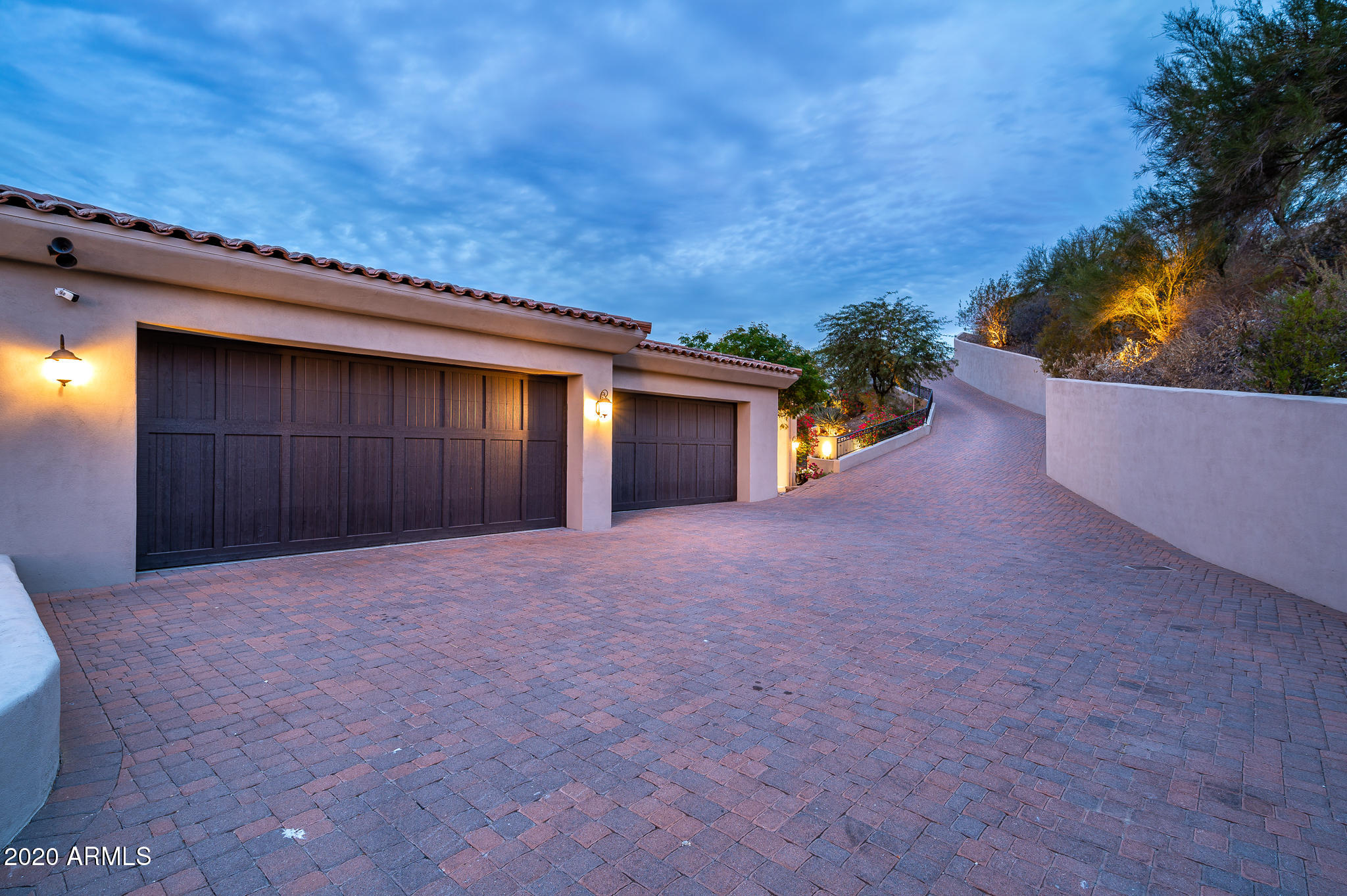 SUNSET HILLS - Residential