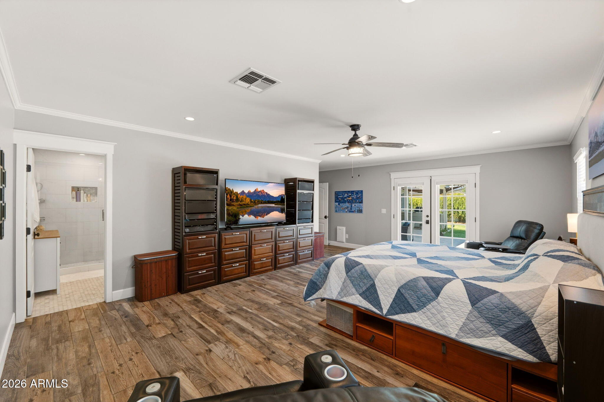 RANCHO VENTURA TR 28 - Residential