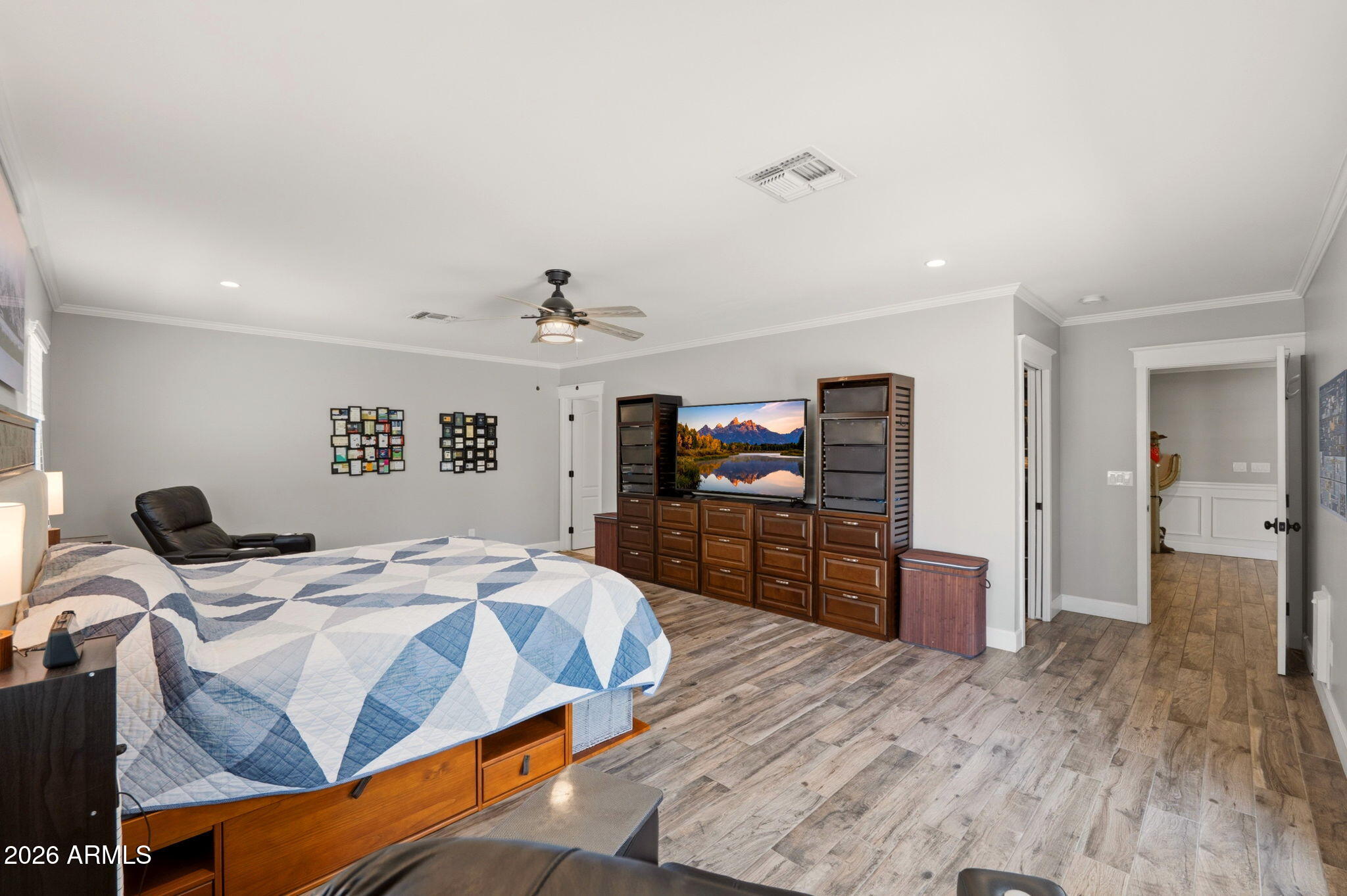 RANCHO VENTURA TR 28 - Residential