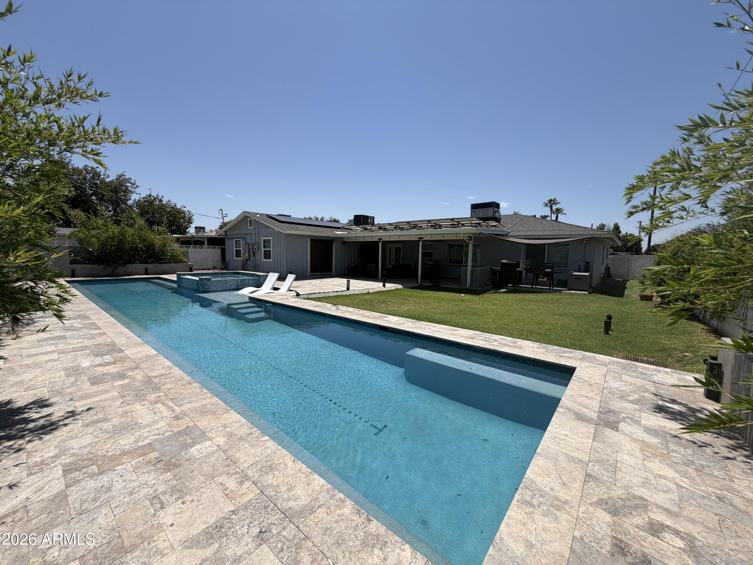 RANCHO VENTURA TR 28 - Residential