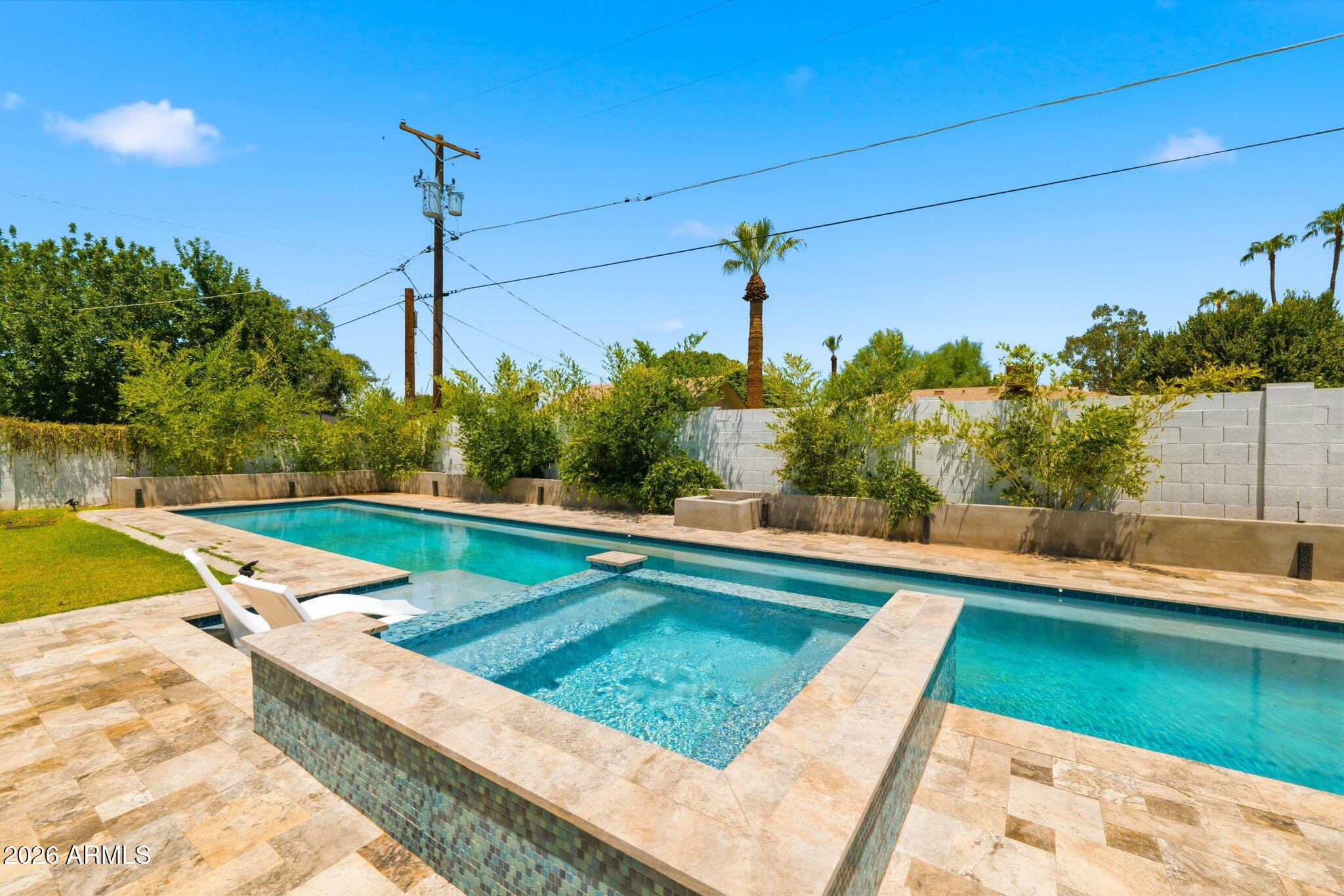 RANCHO VENTURA TR 28 - Residential