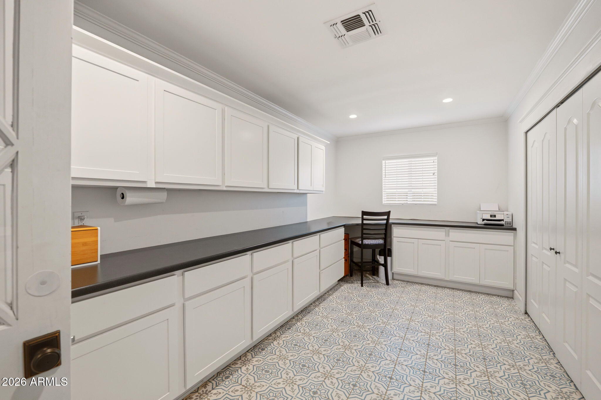 RANCHO VENTURA TR 28 - Residential