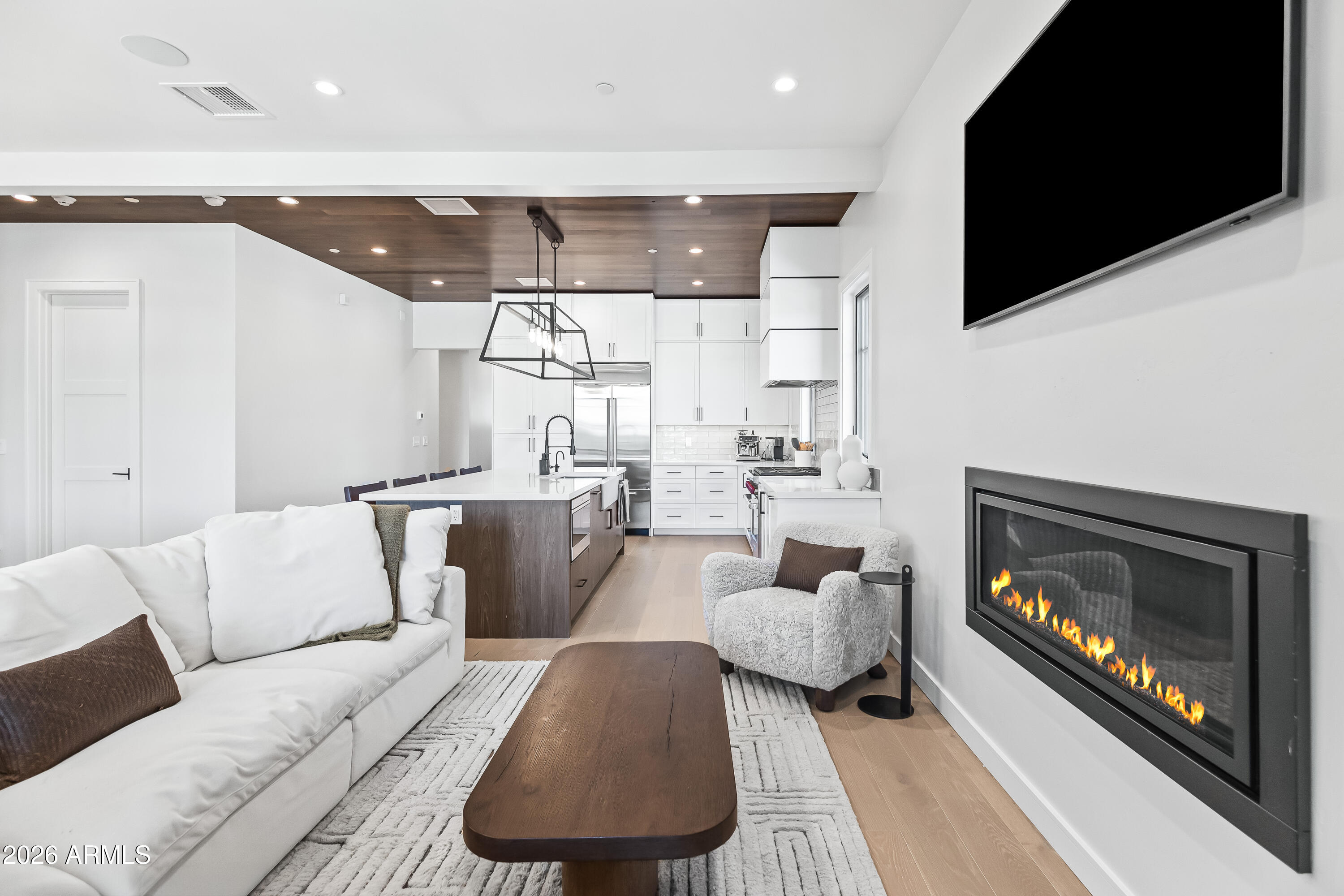 MOUNTAIN VISTA CONDOMINIUMS AT PINE CANYON - Residential