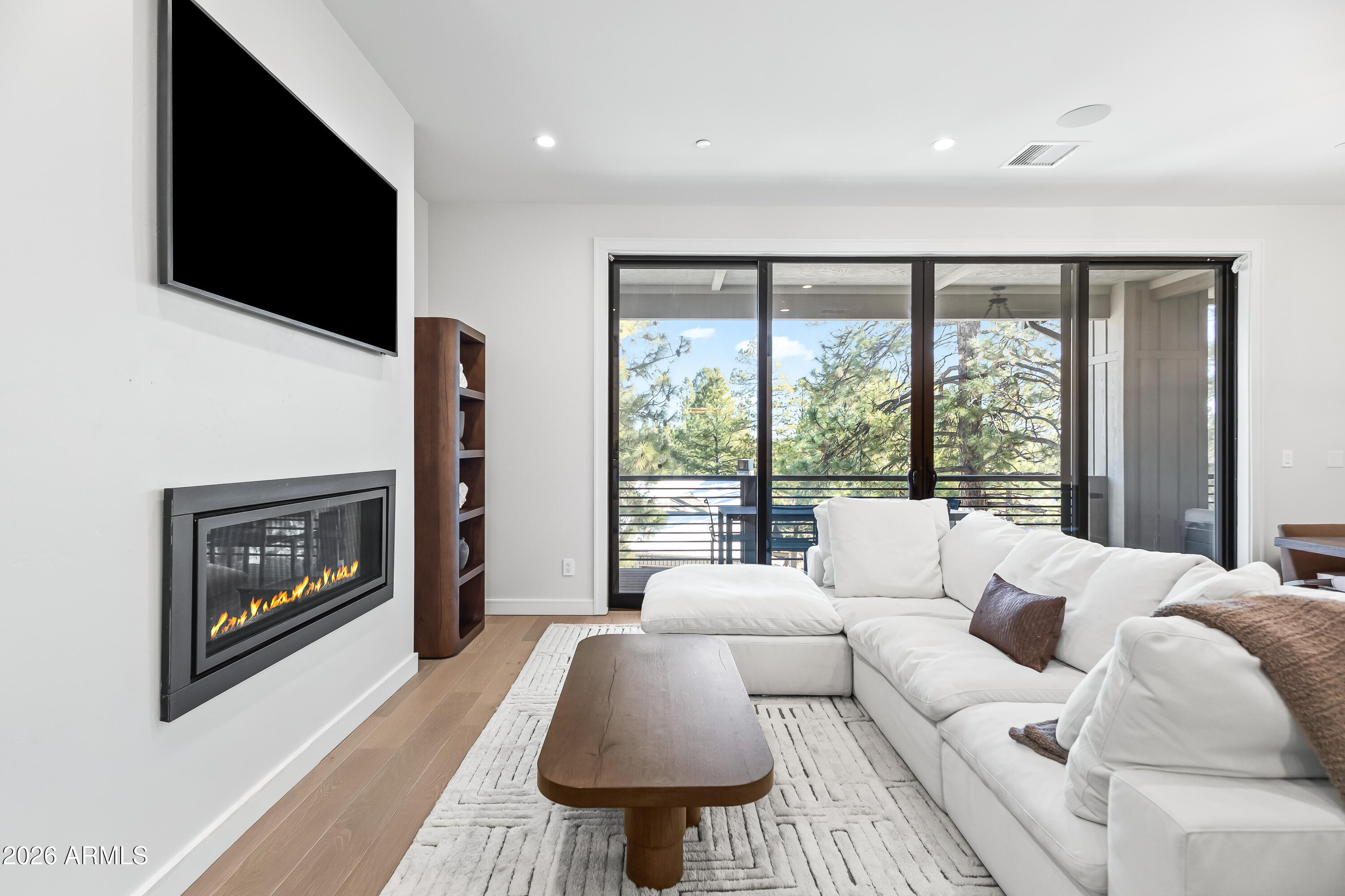 MOUNTAIN VISTA CONDOMINIUMS AT PINE CANYON - Residential