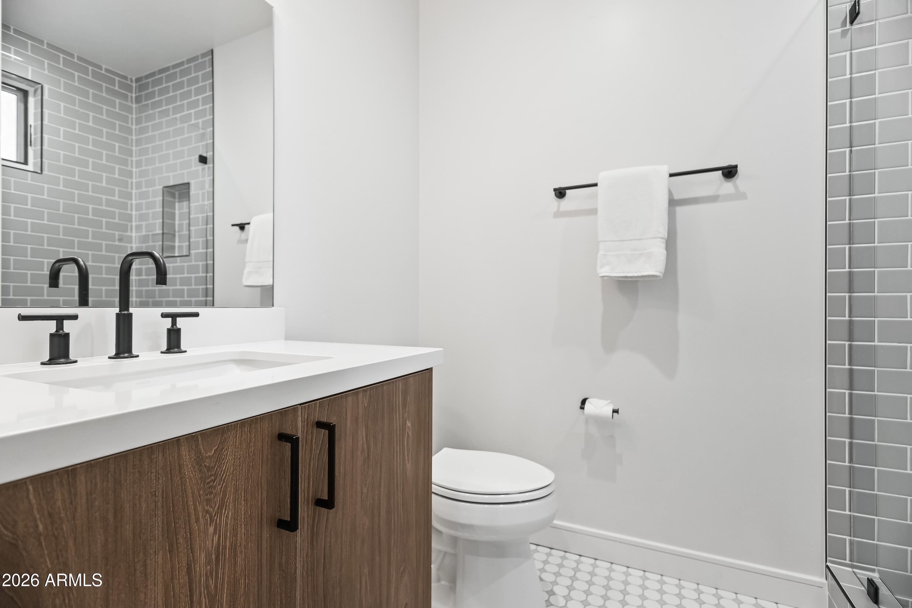 MOUNTAIN VISTA CONDOMINIUMS AT PINE CANYON - Residential