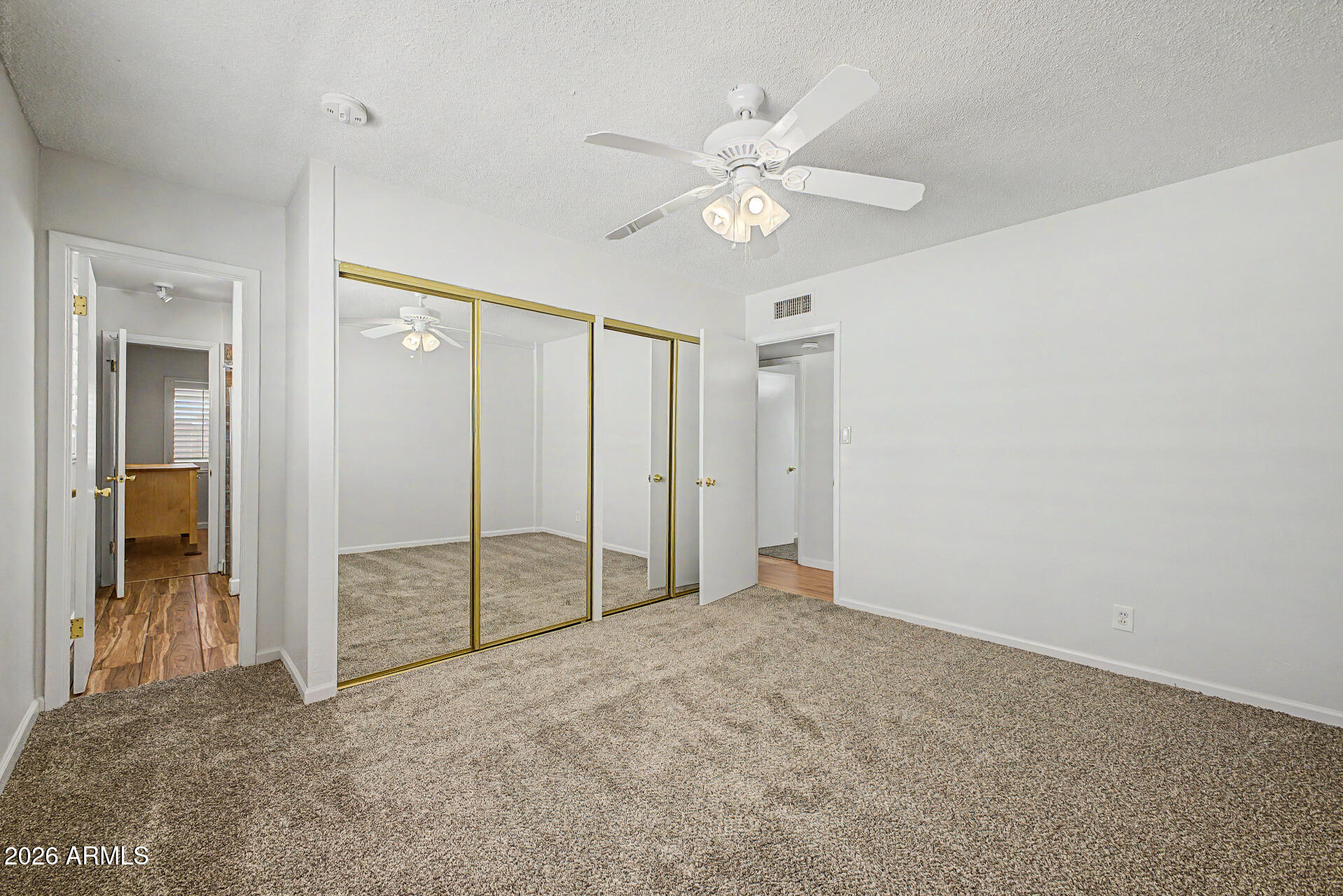 SCOTTSDALE ESTATES - Residential Lease