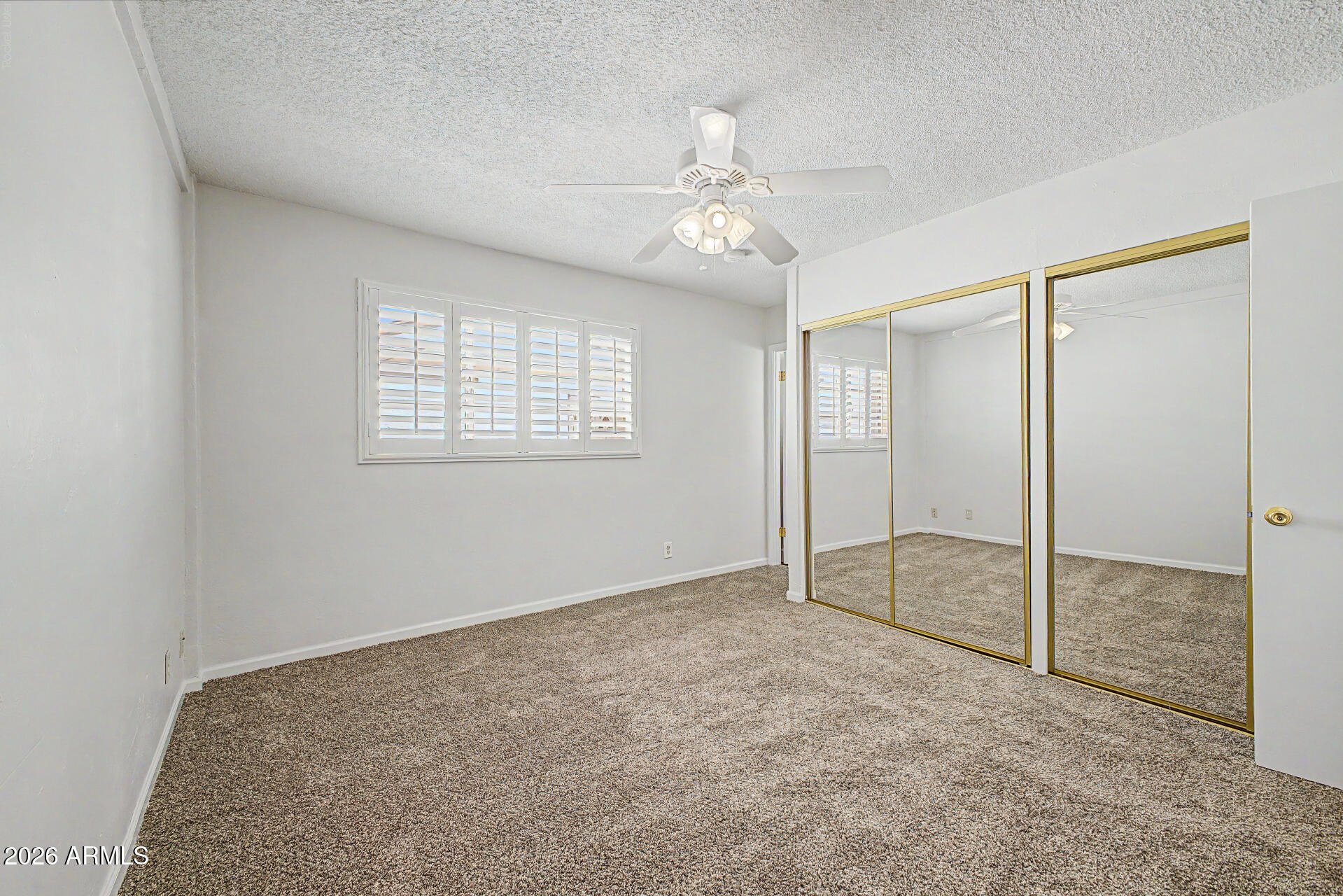 SCOTTSDALE ESTATES - Residential Lease