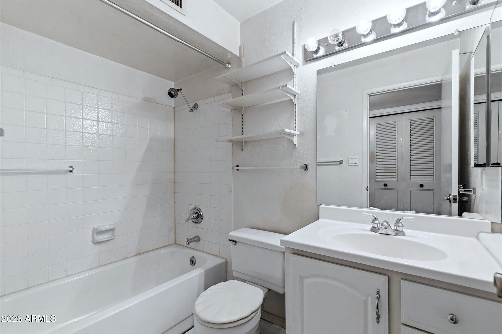 MARLBOROUGH COUNTRY UNIT 6 - Residential