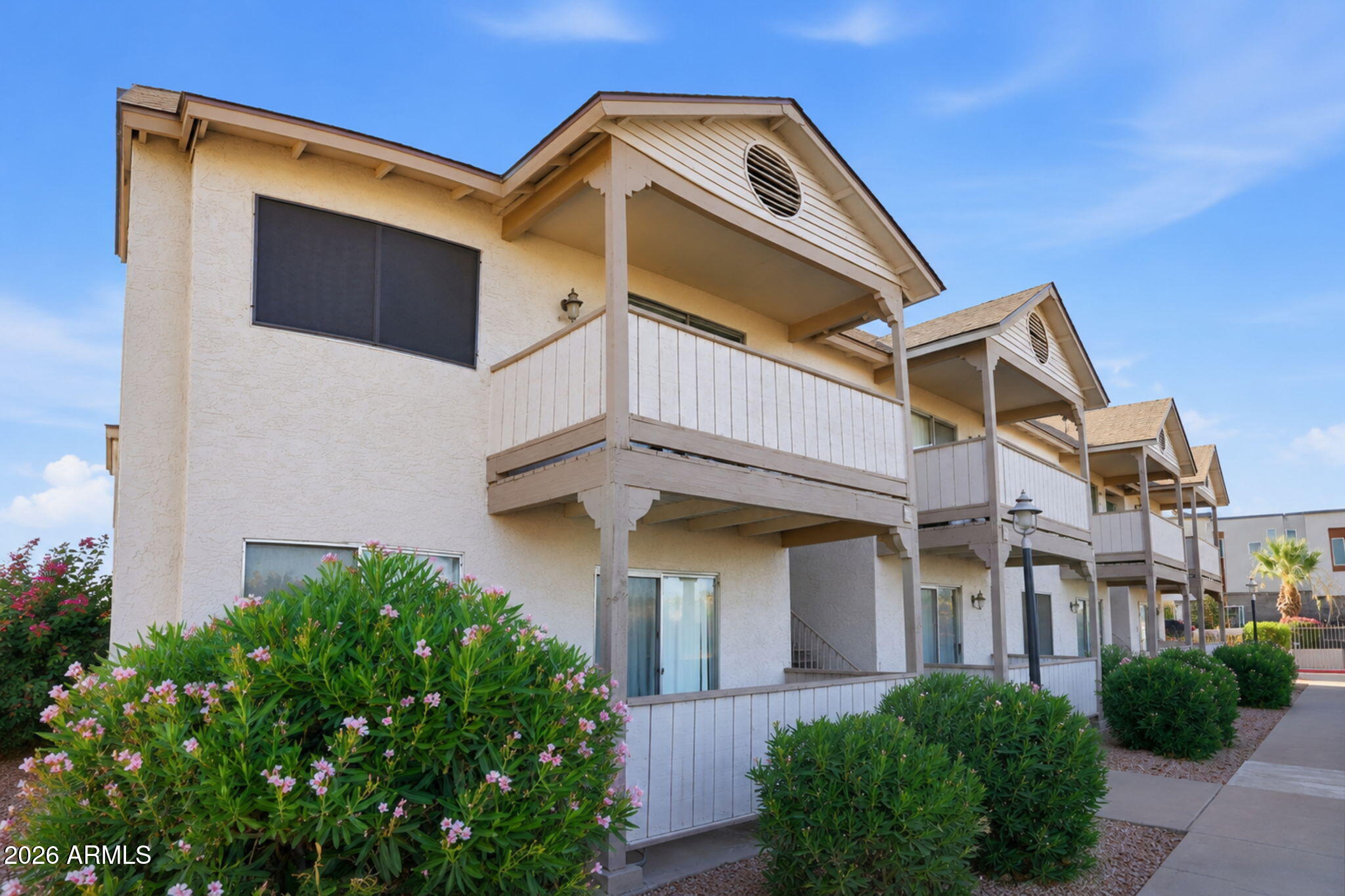 WORTHINGTON PLACE CONDOS UINIT 101-148 201-248 - Residential