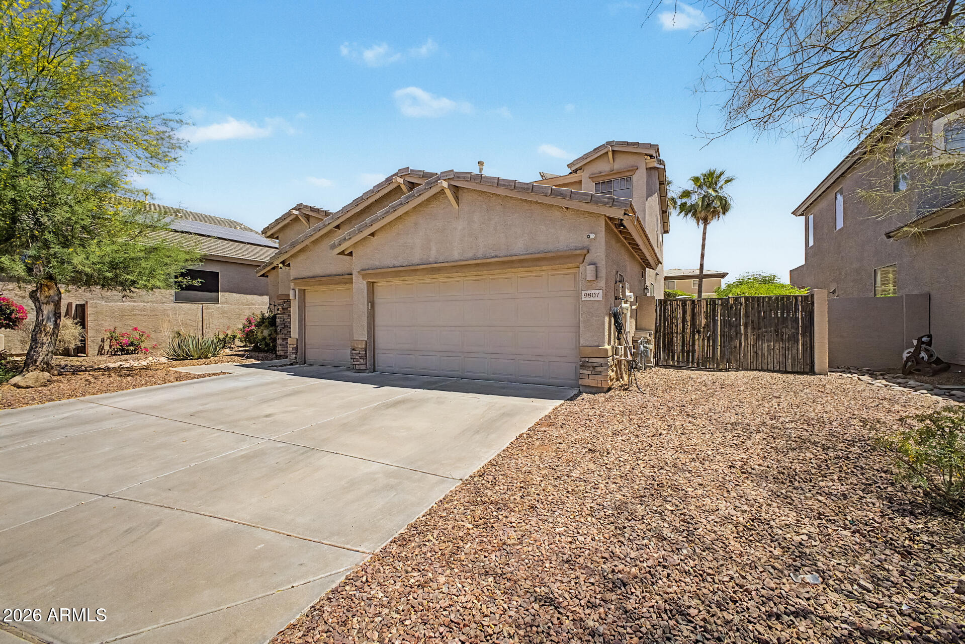 DOBBINS POINT - Residential