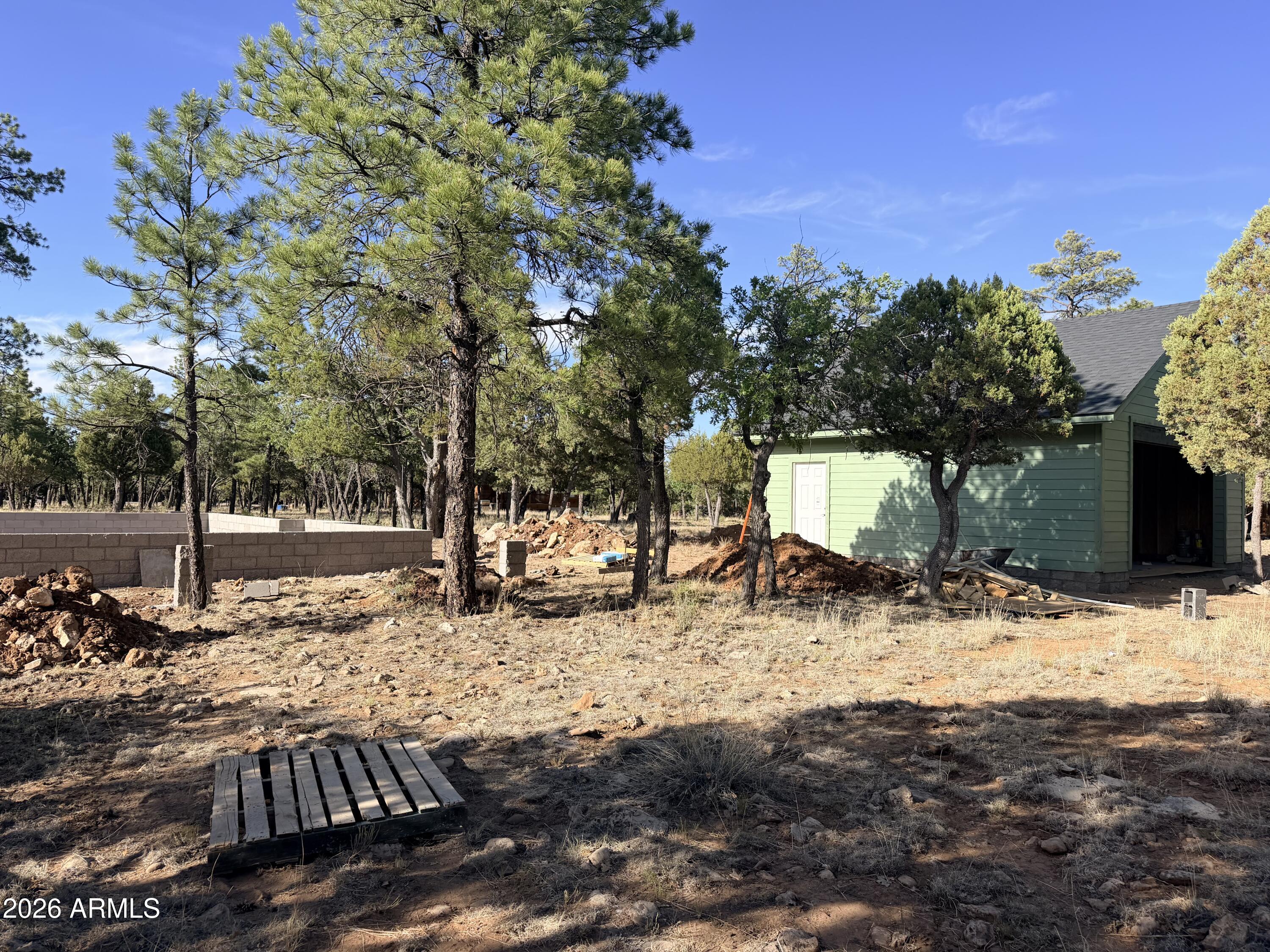 TAMARRON PINES - Residential