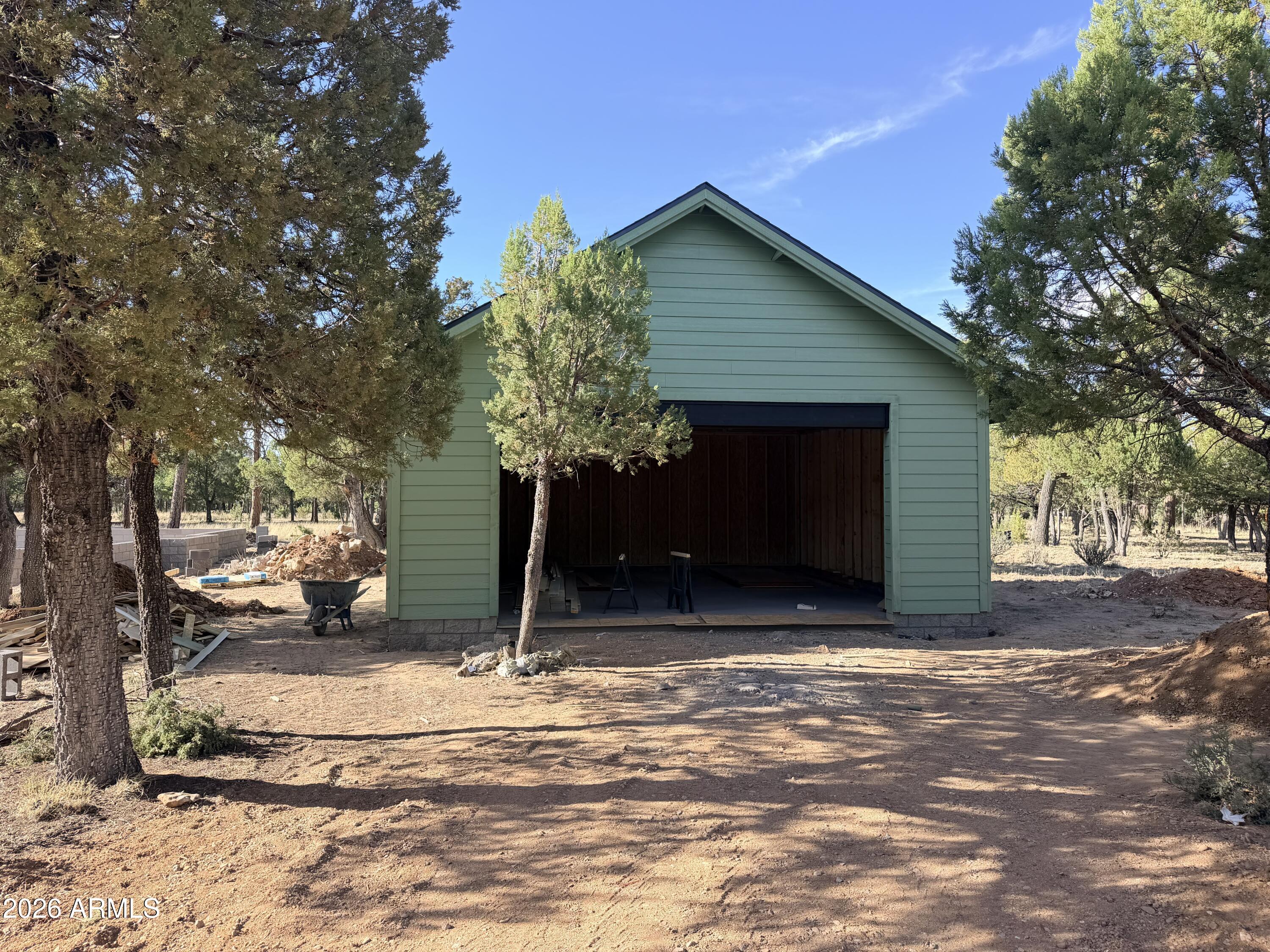 TAMARRON PINES - Residential