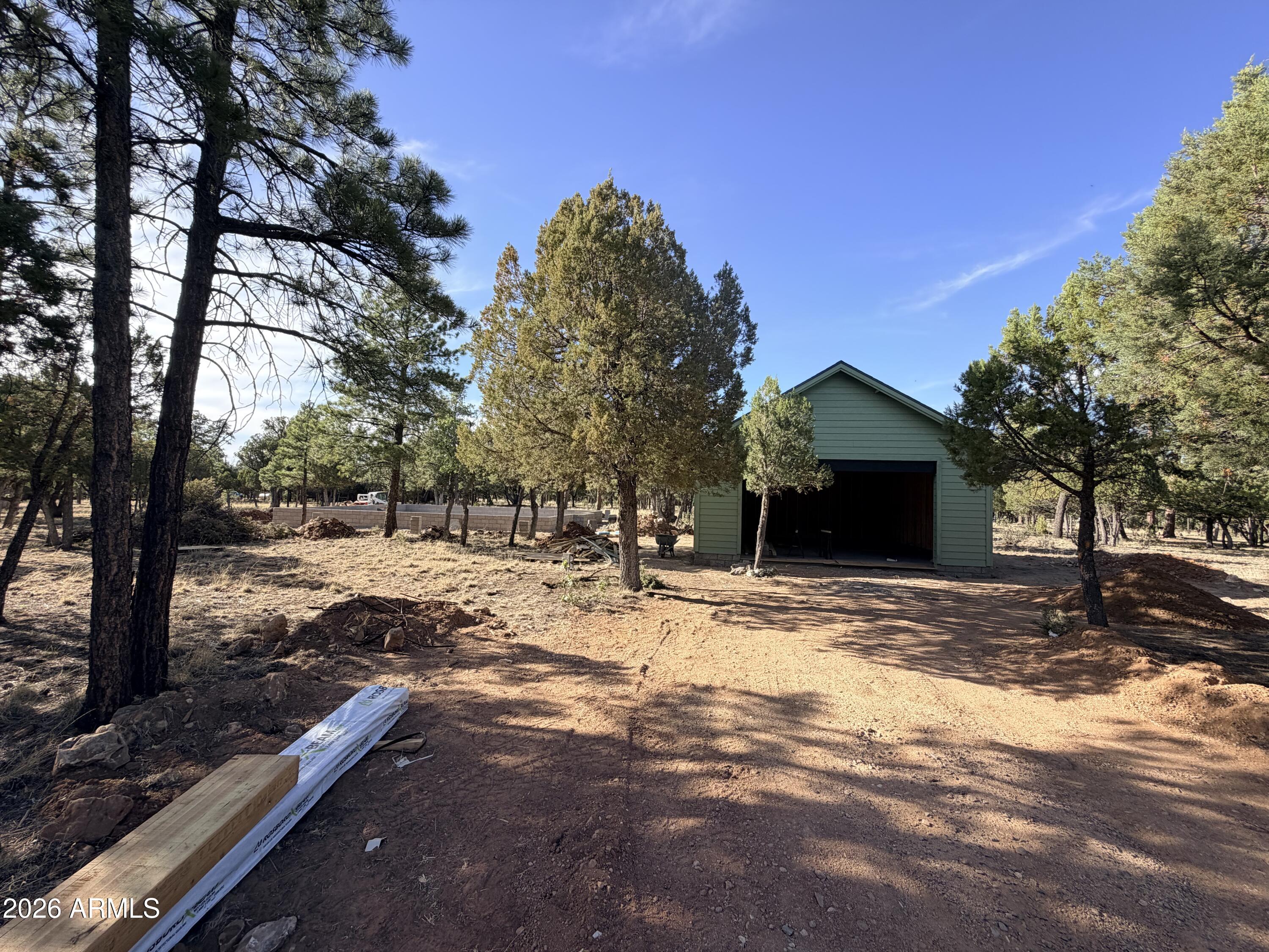 TAMARRON PINES - Residential