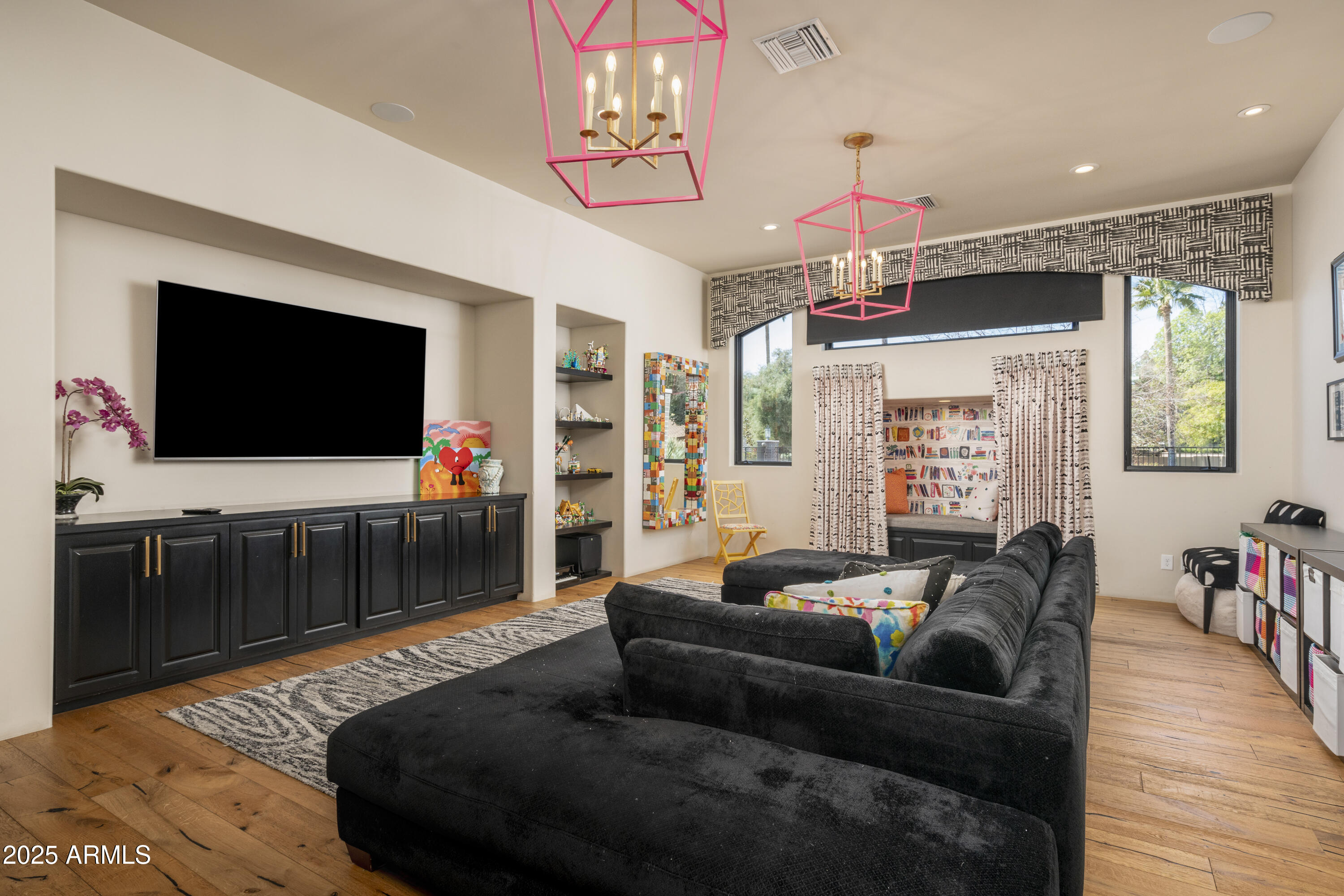 SWEET ACRES - Residential