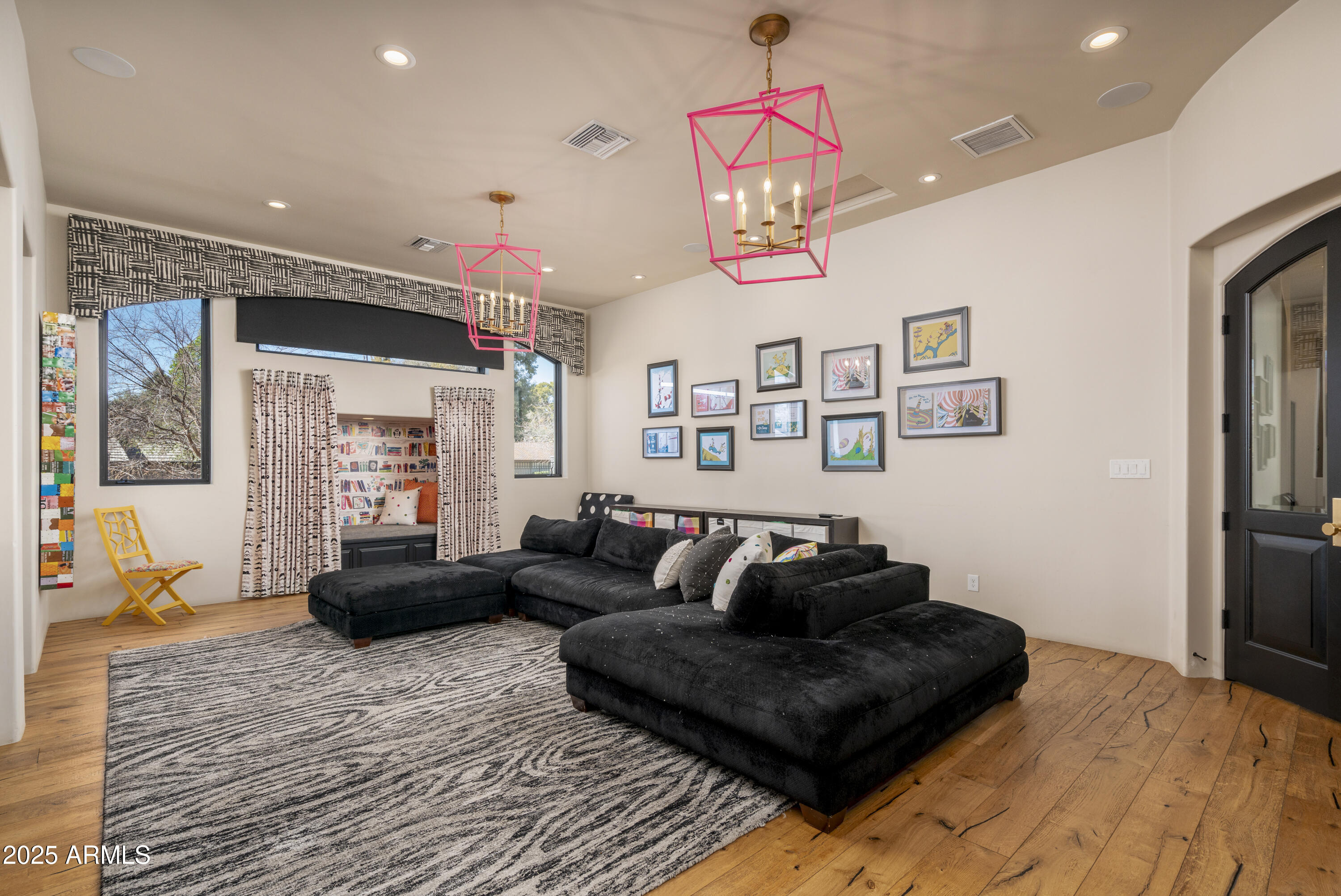 SWEET ACRES - Residential
