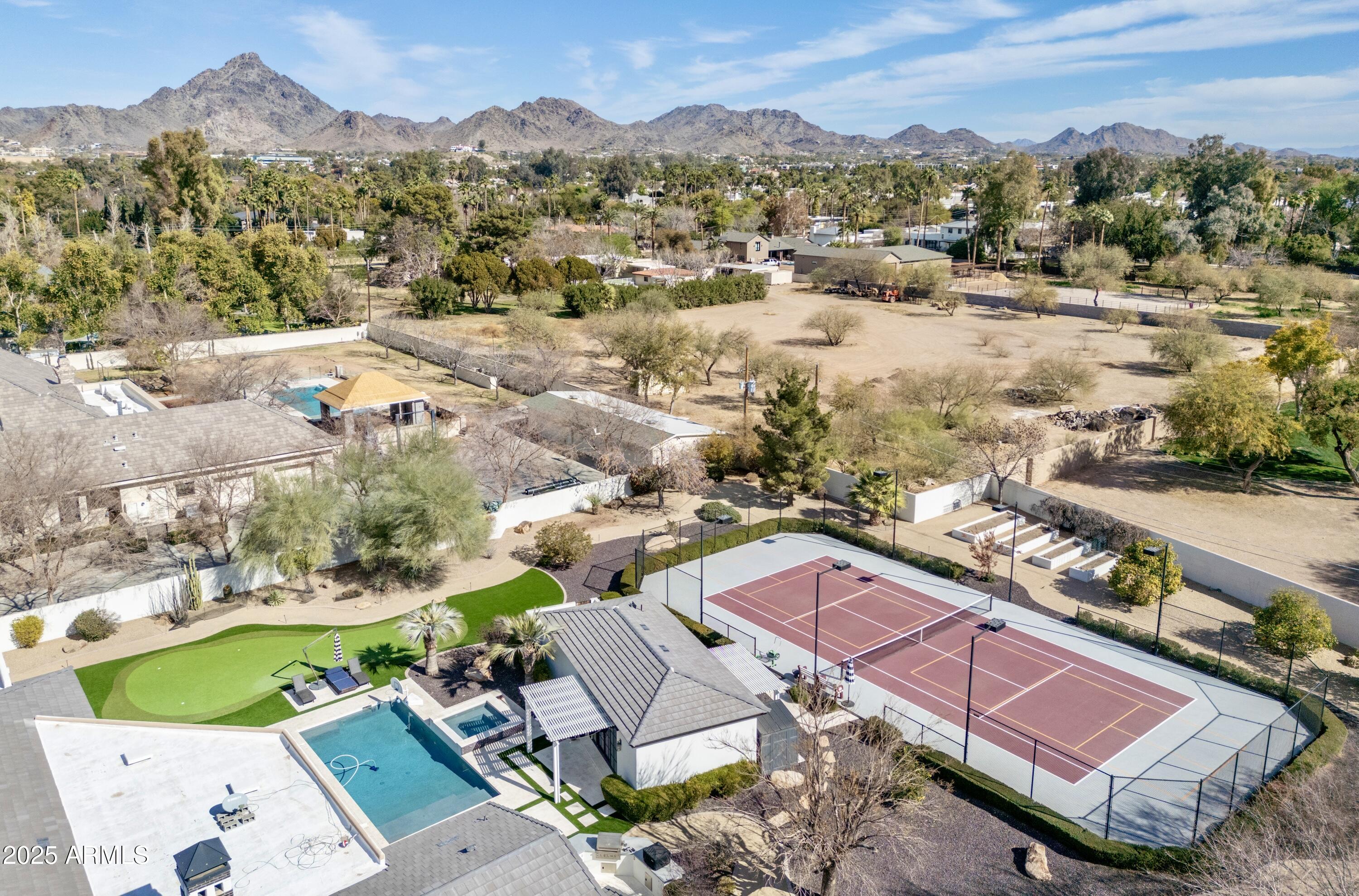 SWEET ACRES - Residential