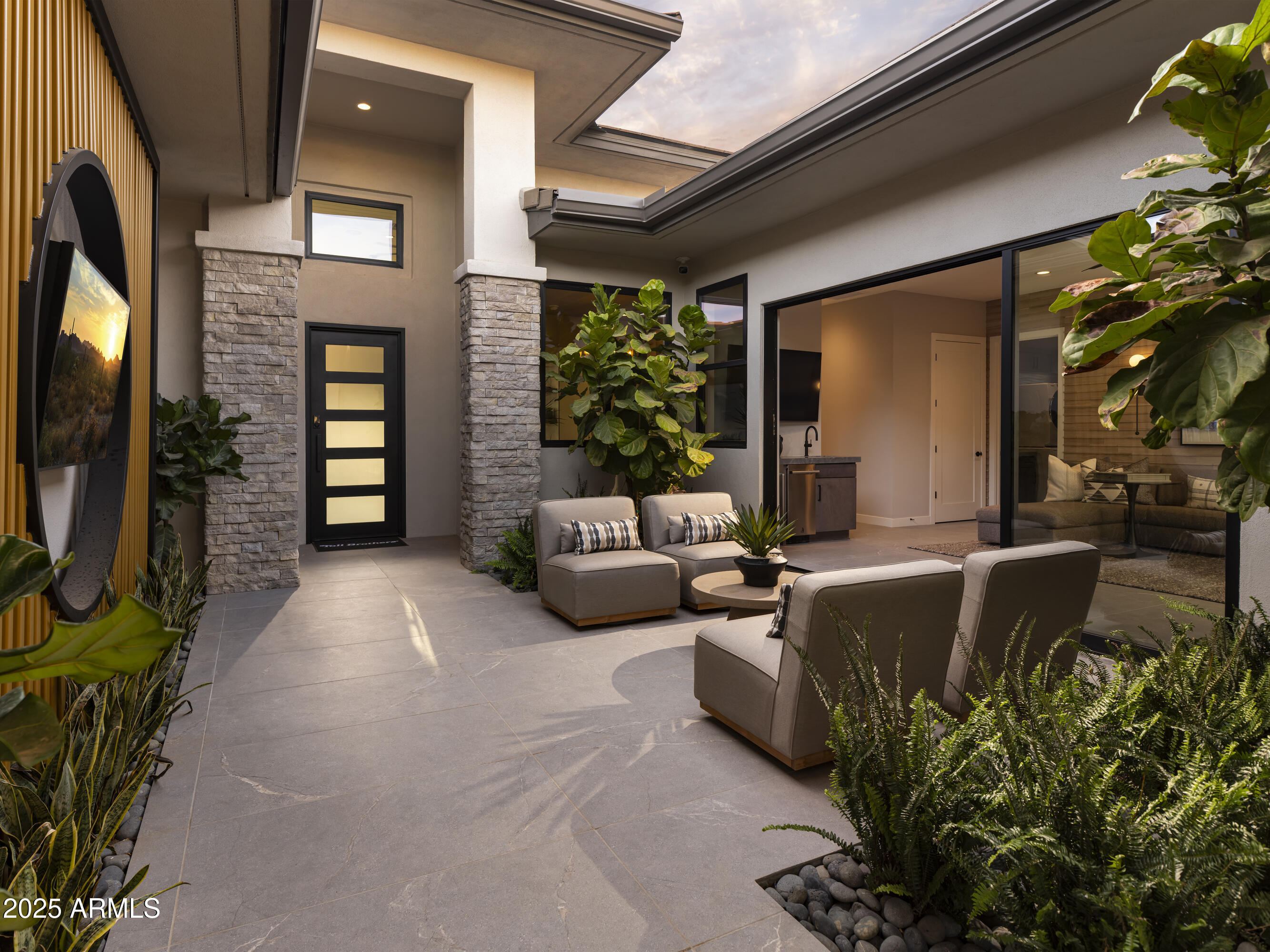 QUEEN CREEK 14 - Residential
